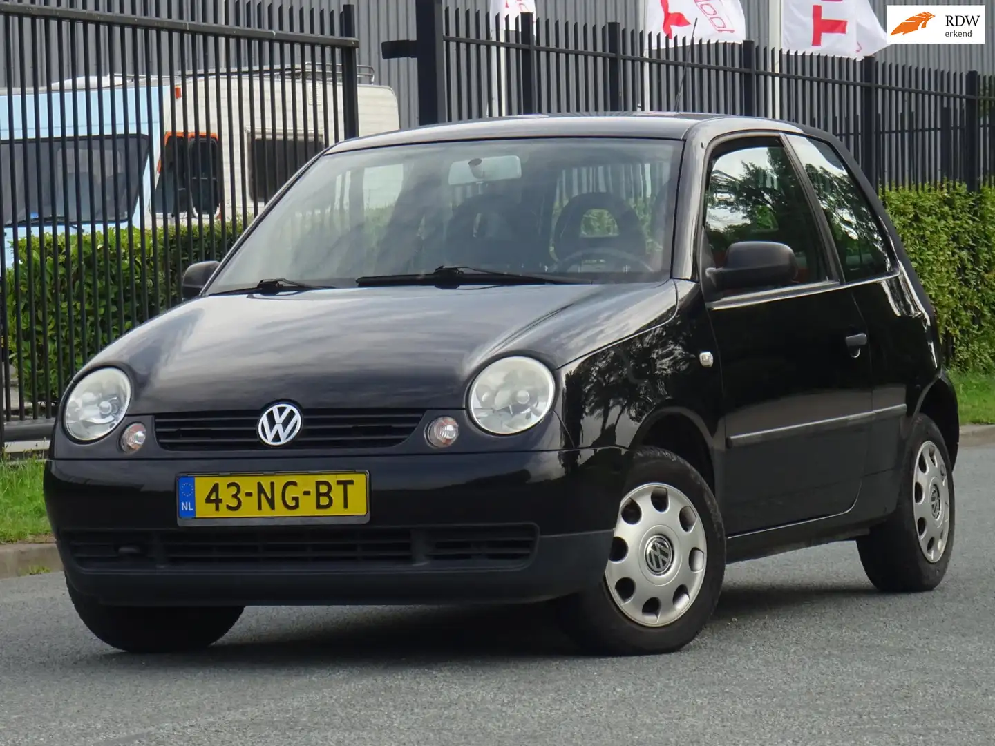 Volkswagen Lupo 1.7 SDI Trendline 137DKM l NIEUWE APK Noir - 1