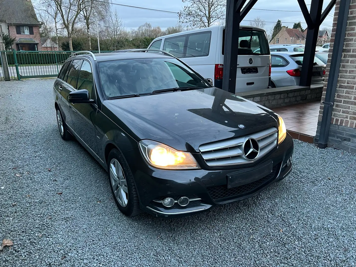 Mercedes-Benz C 200 T CDI DPF (BlueEFFICIENCY) 7G-TRONIC Avantgarde Grau - 1