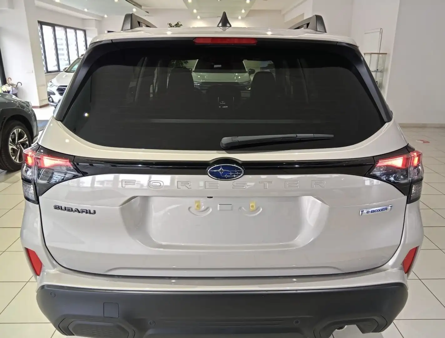 Subaru Forester 2.0 MHEV CVT Lineartronic Style Beige - 2