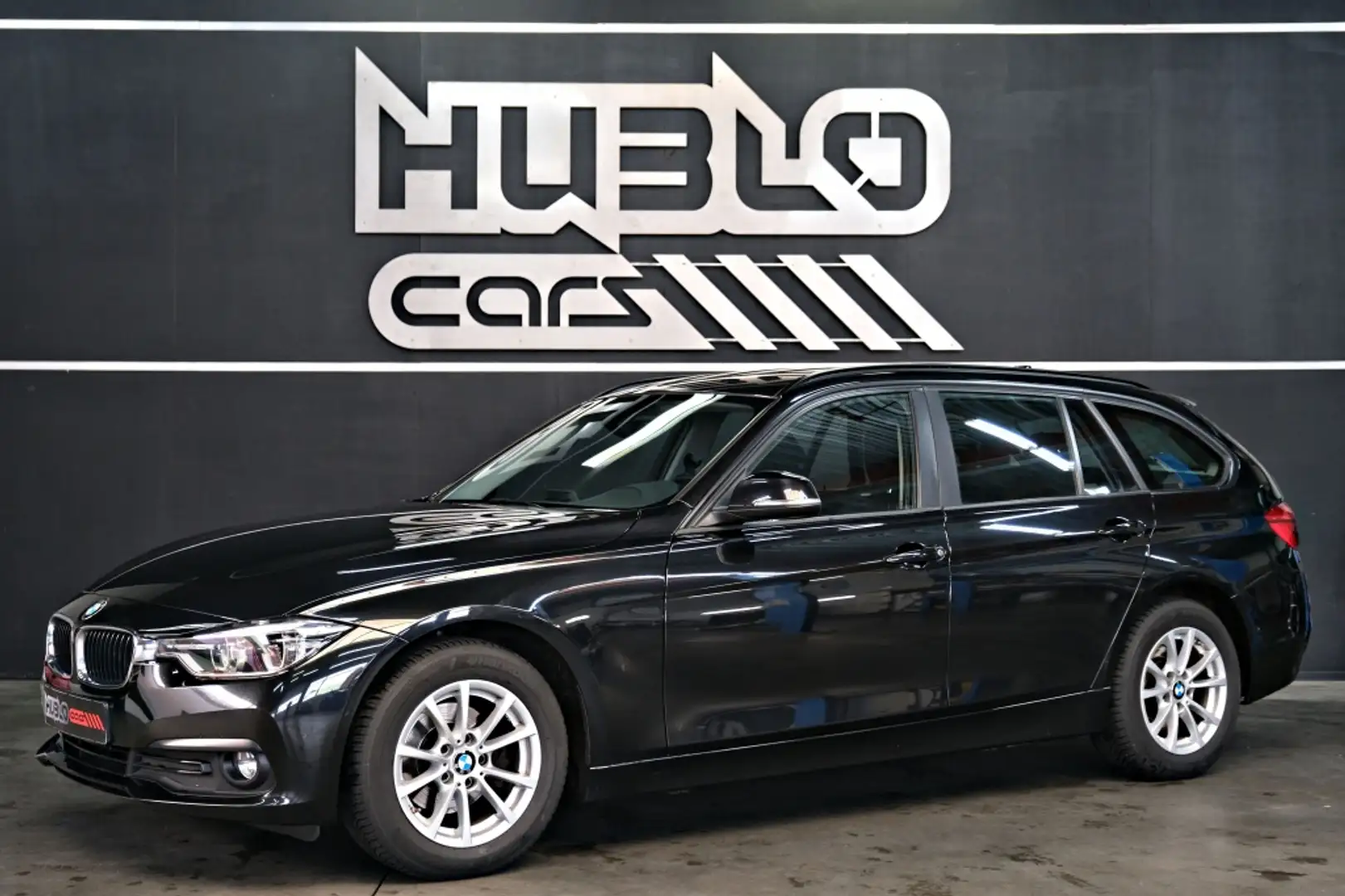 BMW 318 3-serie Touring 318d High Exec. Fekete - 1