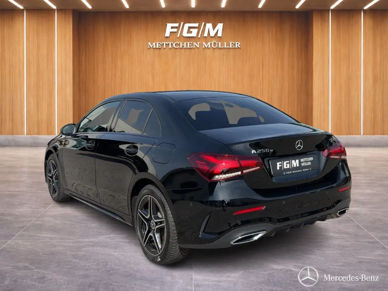 Mercedes-Benz A-Class A 250e Limousine AMG-LINE+PANO+CARPLAY+NIGHT+AMB.+, миниатюра 2