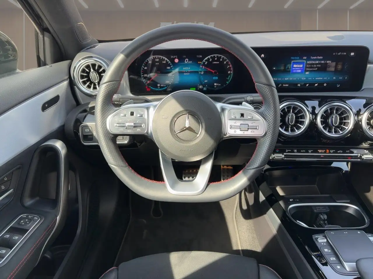 Mercedes-Benz A-Class A 250e Limousine AMG-LINE+PANO+CARPLAY+NIGHT+AMB.+, миниатюра 9