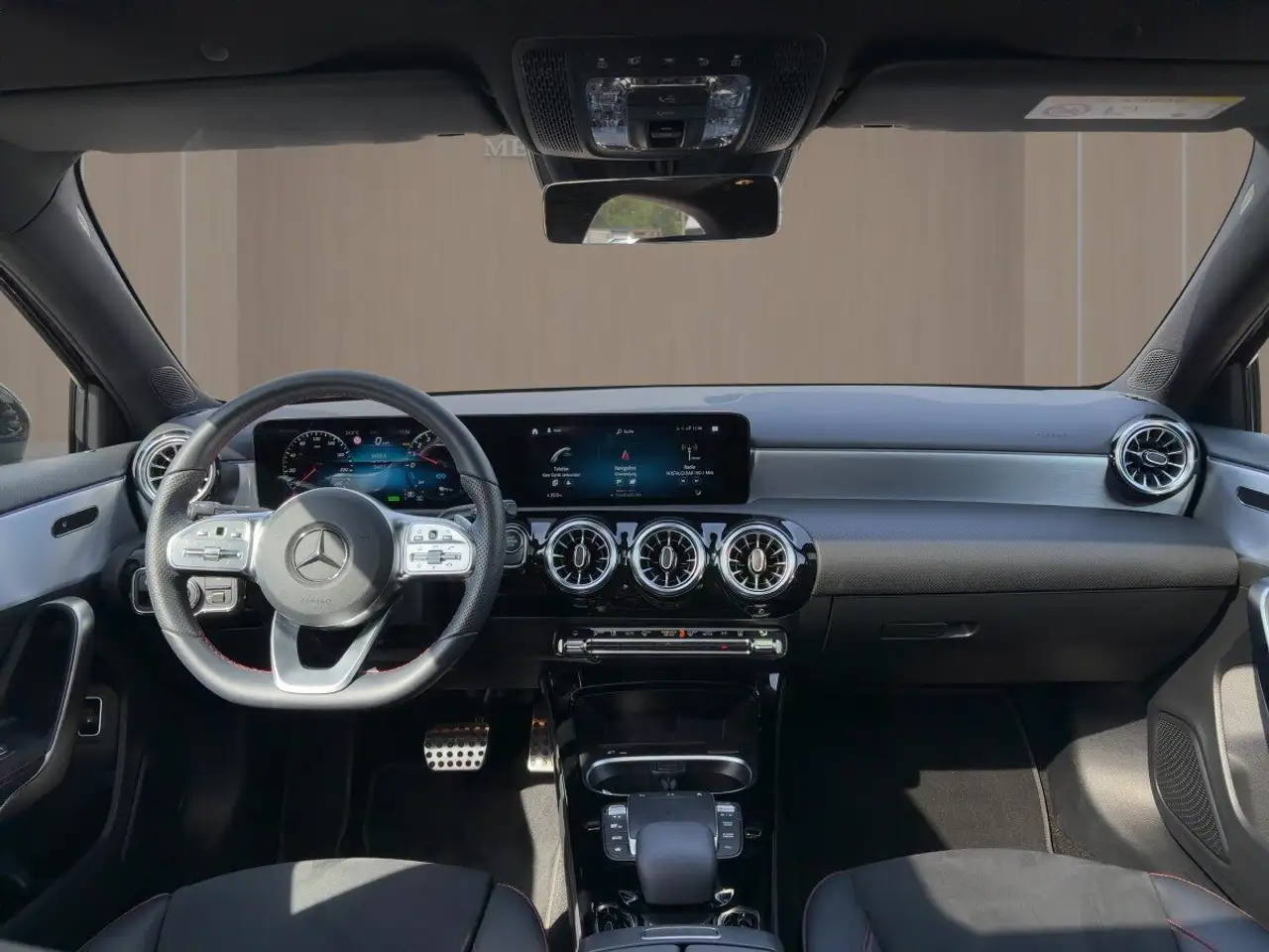 Mercedes-Benz A-Class A 250e Limousine AMG-LINE+PANO+CARPLAY+NIGHT+AMB.+, миниатюра 8