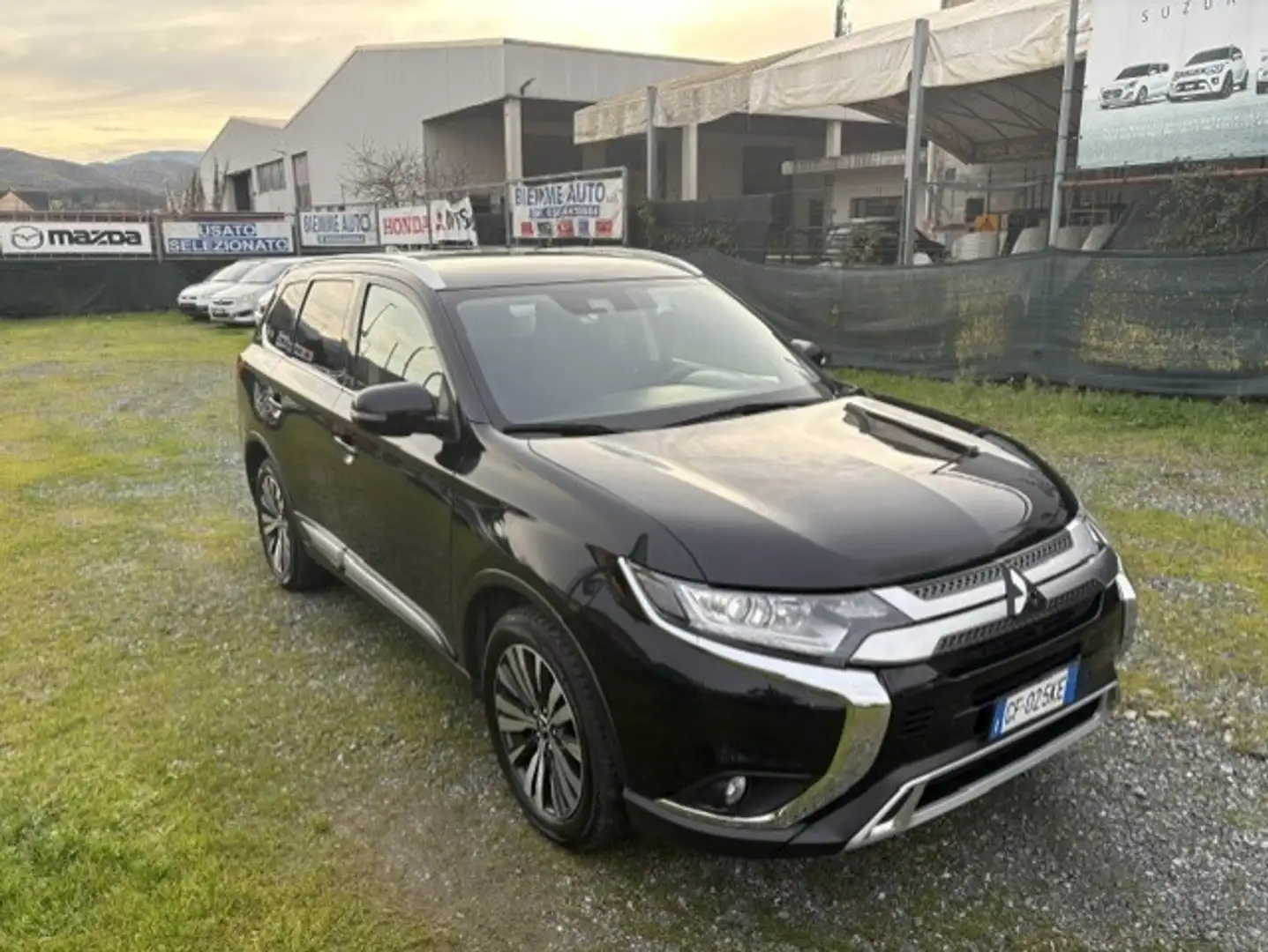 Mitsubishi Outlander Outlander 2.0 4WD GPL Bi-fuel CVT Diamond SDA 7 po Nero - 2