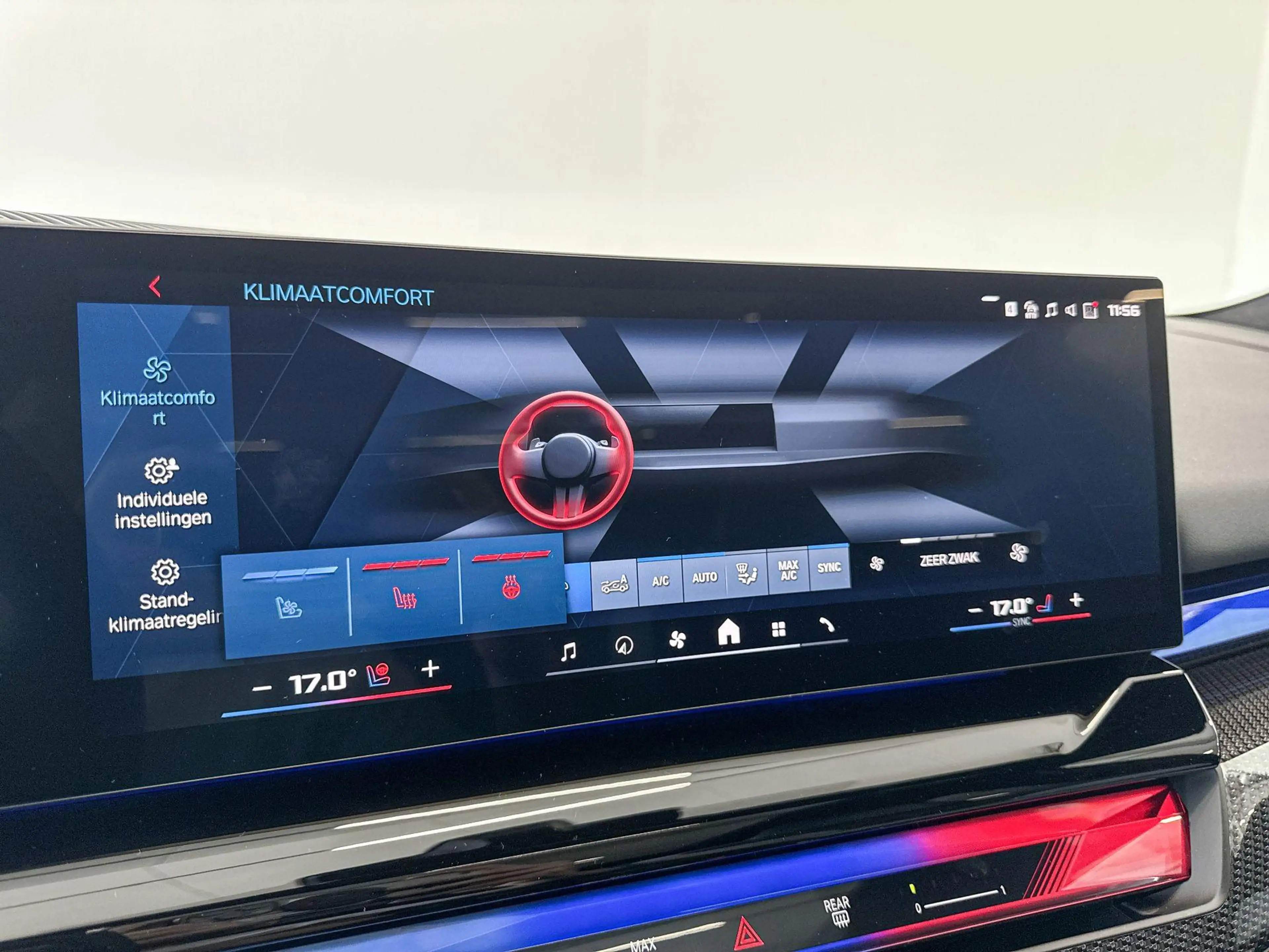 BMW M5 Touring M Drive Professional — photo 15