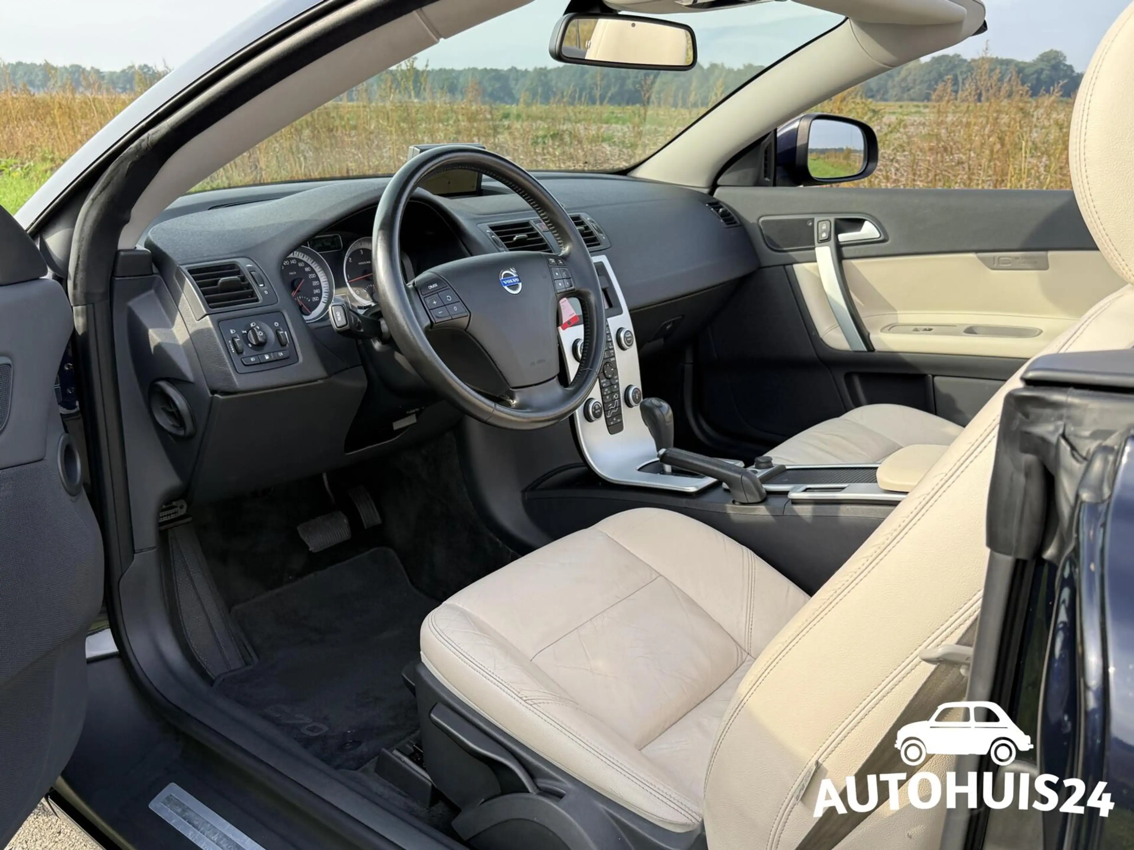 Volvo C70 Convertible 2.0 D3 Momentum 5-Cilinder|NL-AUTO|DEA — photo 34