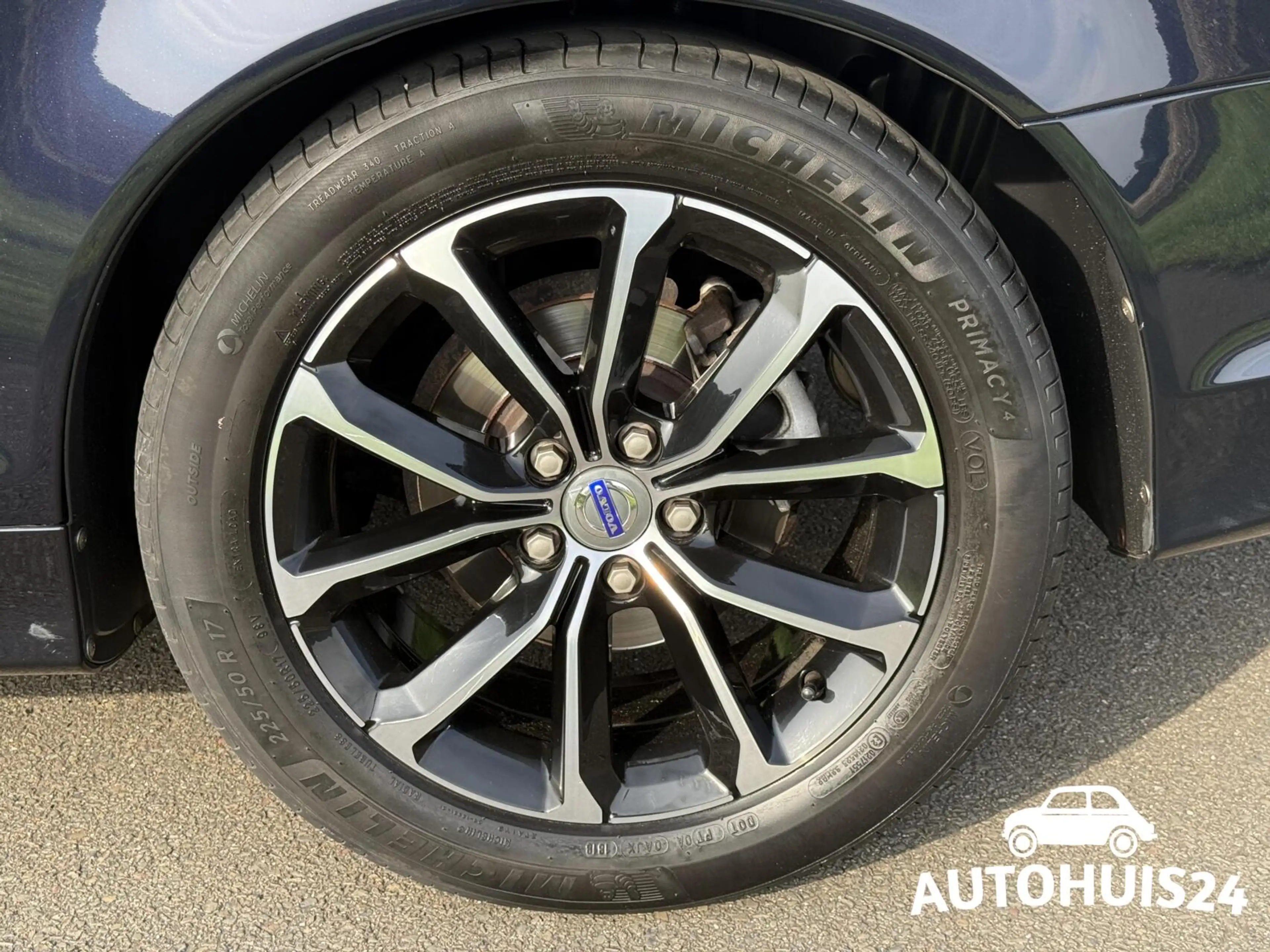 Volvo C70 Convertible 2.0 D3 Momentum 5-Cilinder|NL-AUTO|DEA — photo 39