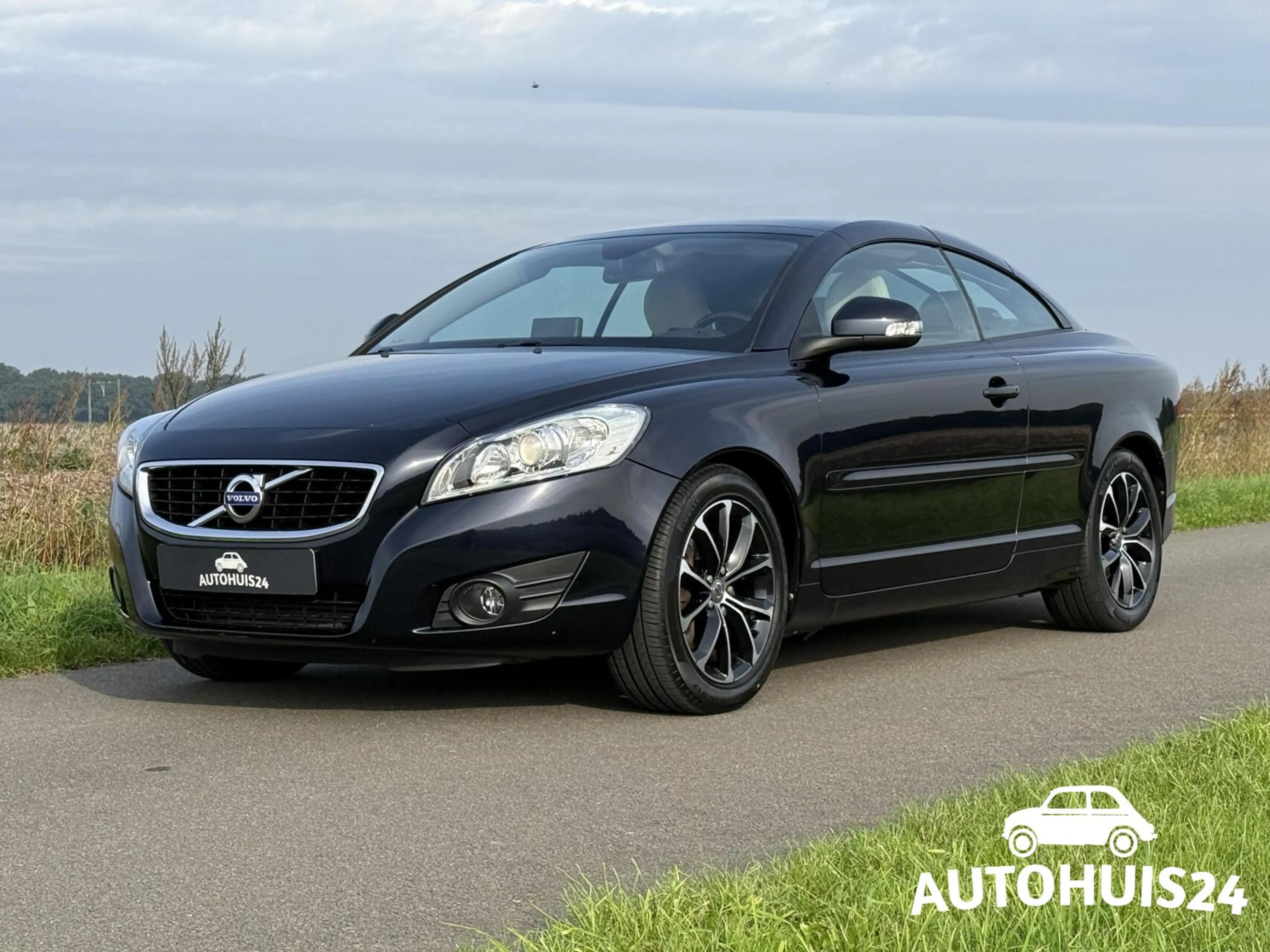 Volvo C70 Convertible 2.0 D3 Momentum 5-Cilinder|NL-AUTO|DEA — photo 6