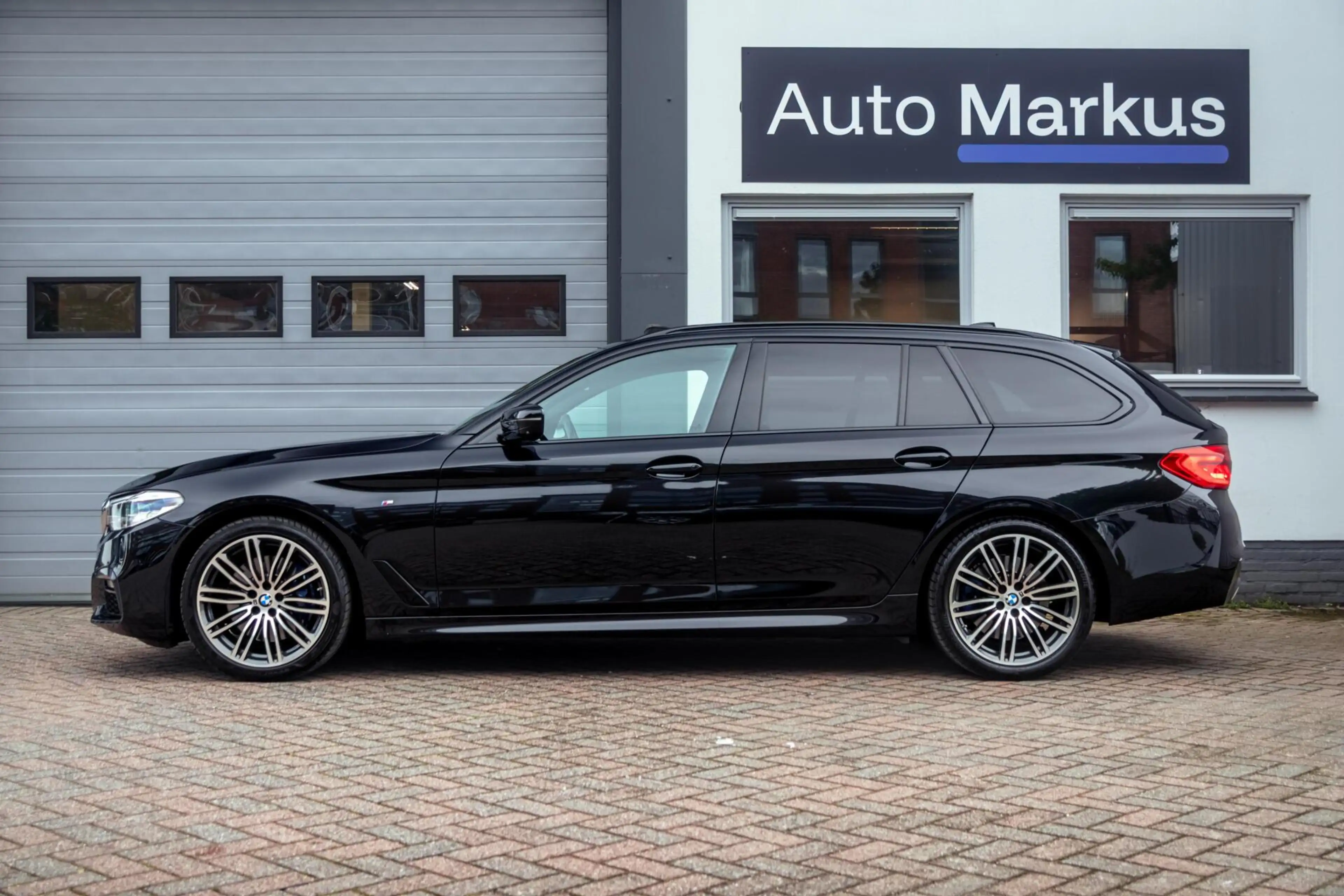 BMW 530 5-serie Touring 530i M-Sport|ACC|Pano|HUD|4WS|Memo — photo 4