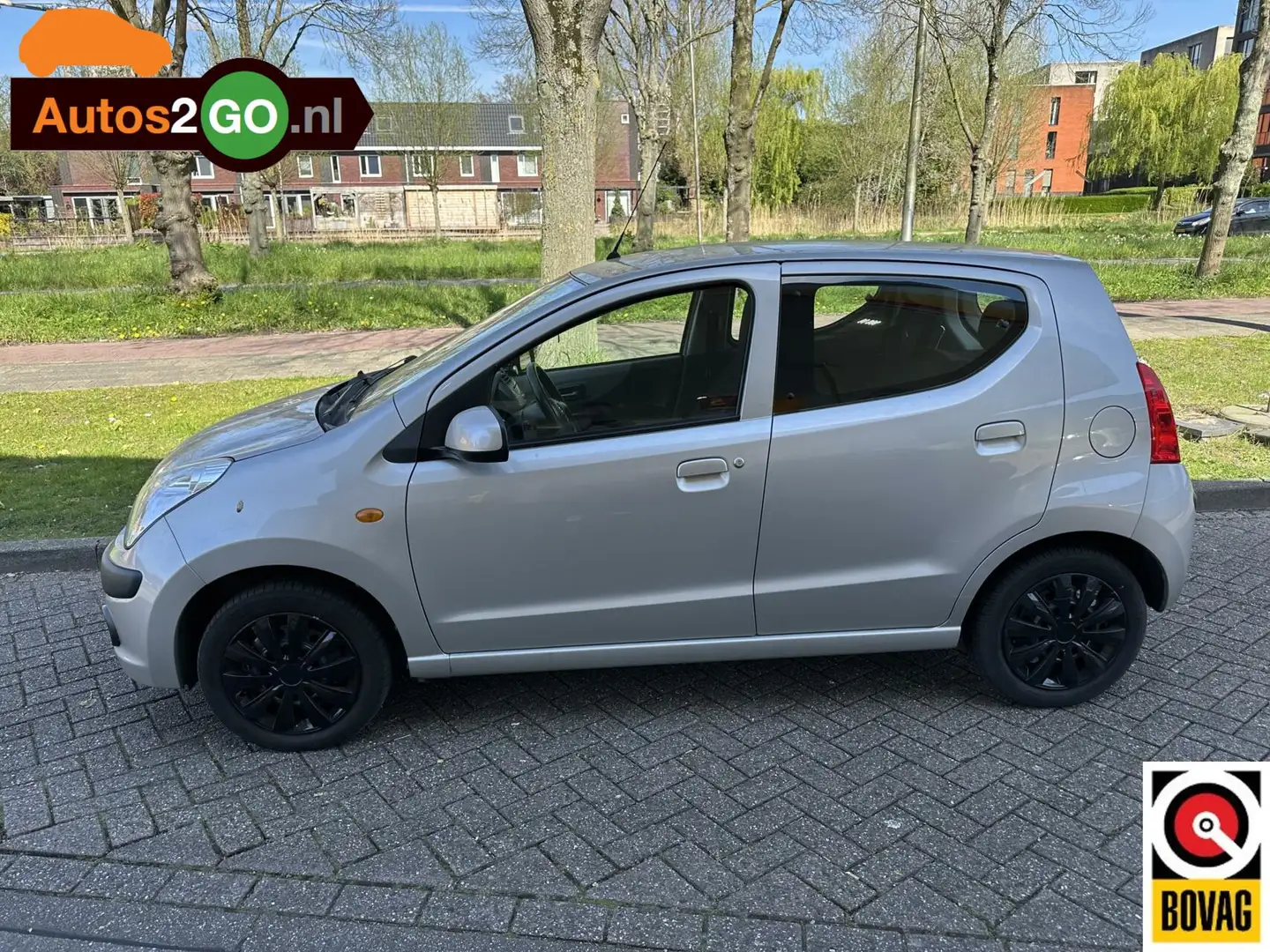 Nissan Pixo 1.0 Visia Grijs - 2