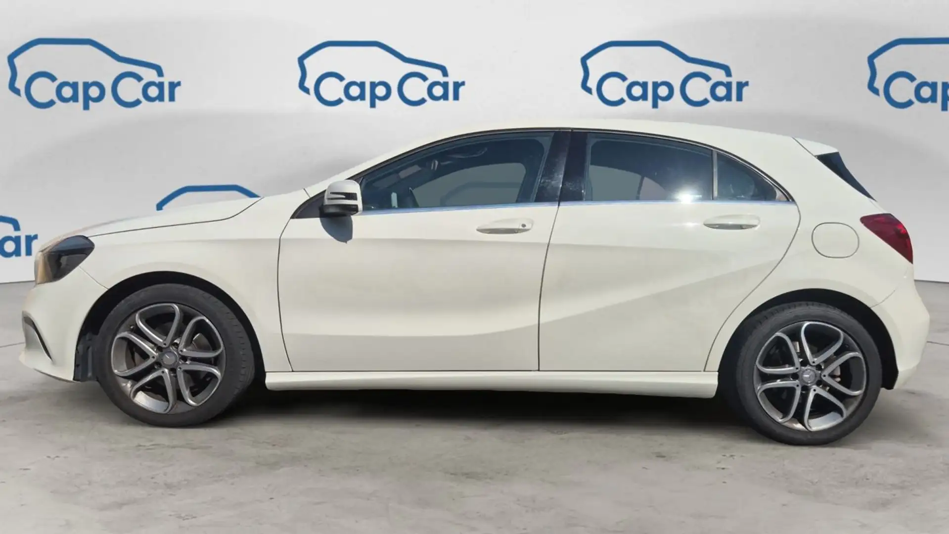 Mercedes-Benz A 160 160 110 7G-DCT Inspiration - Automatique Blanc - 2