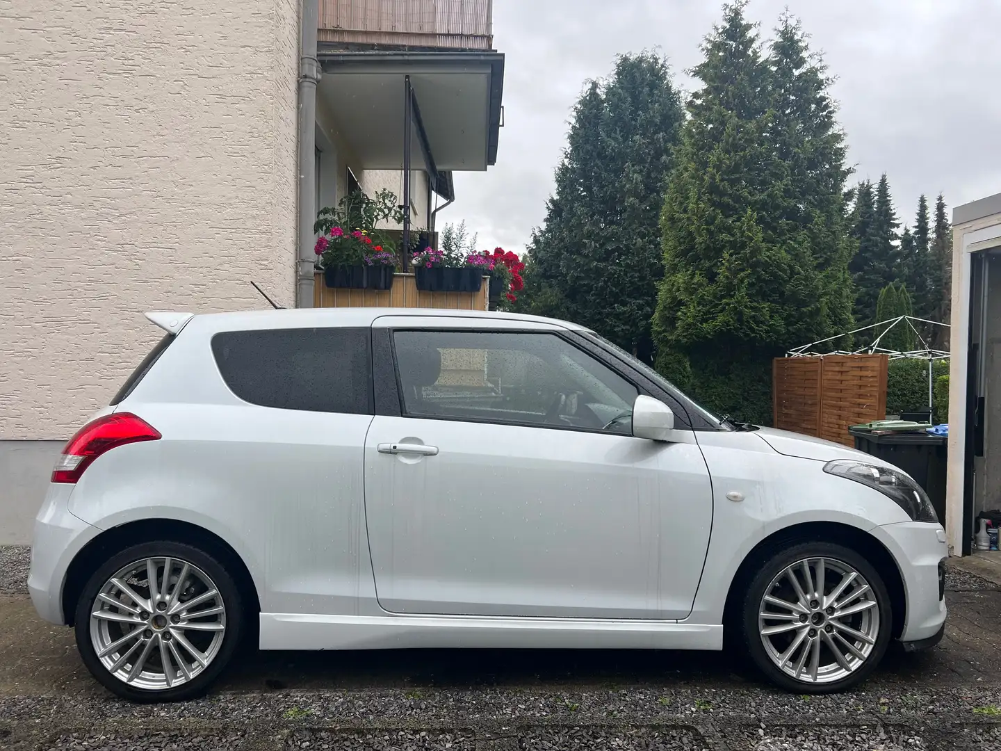 Suzuki Swift Swift 1.6 Sport Weiß - 2