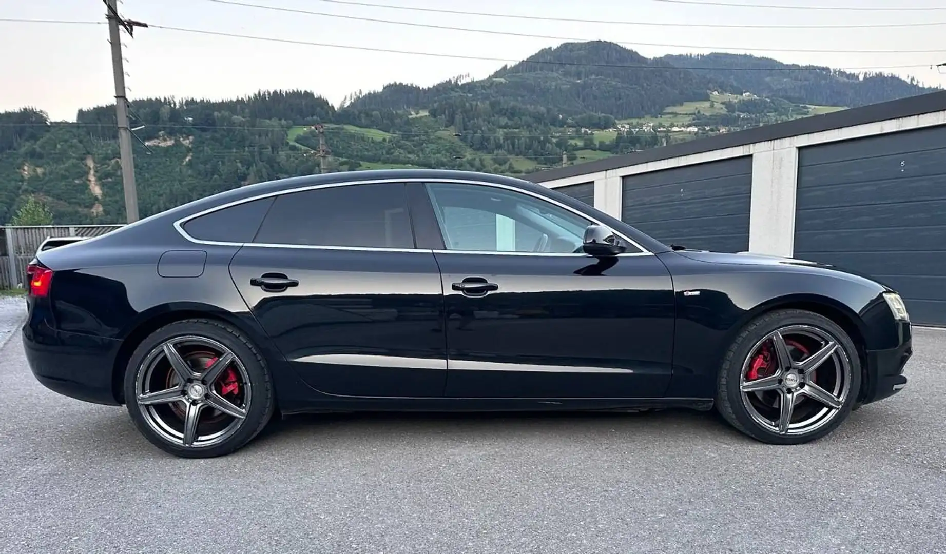 Audi A5 A5 2,0 TDI Sportback S-Line Aut. Schwarz - 2