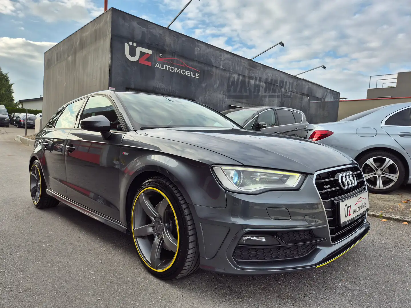 Audi A3 *** ALLRAD *** AUTOMATIK S line Sportpaket quattro Grau - 2