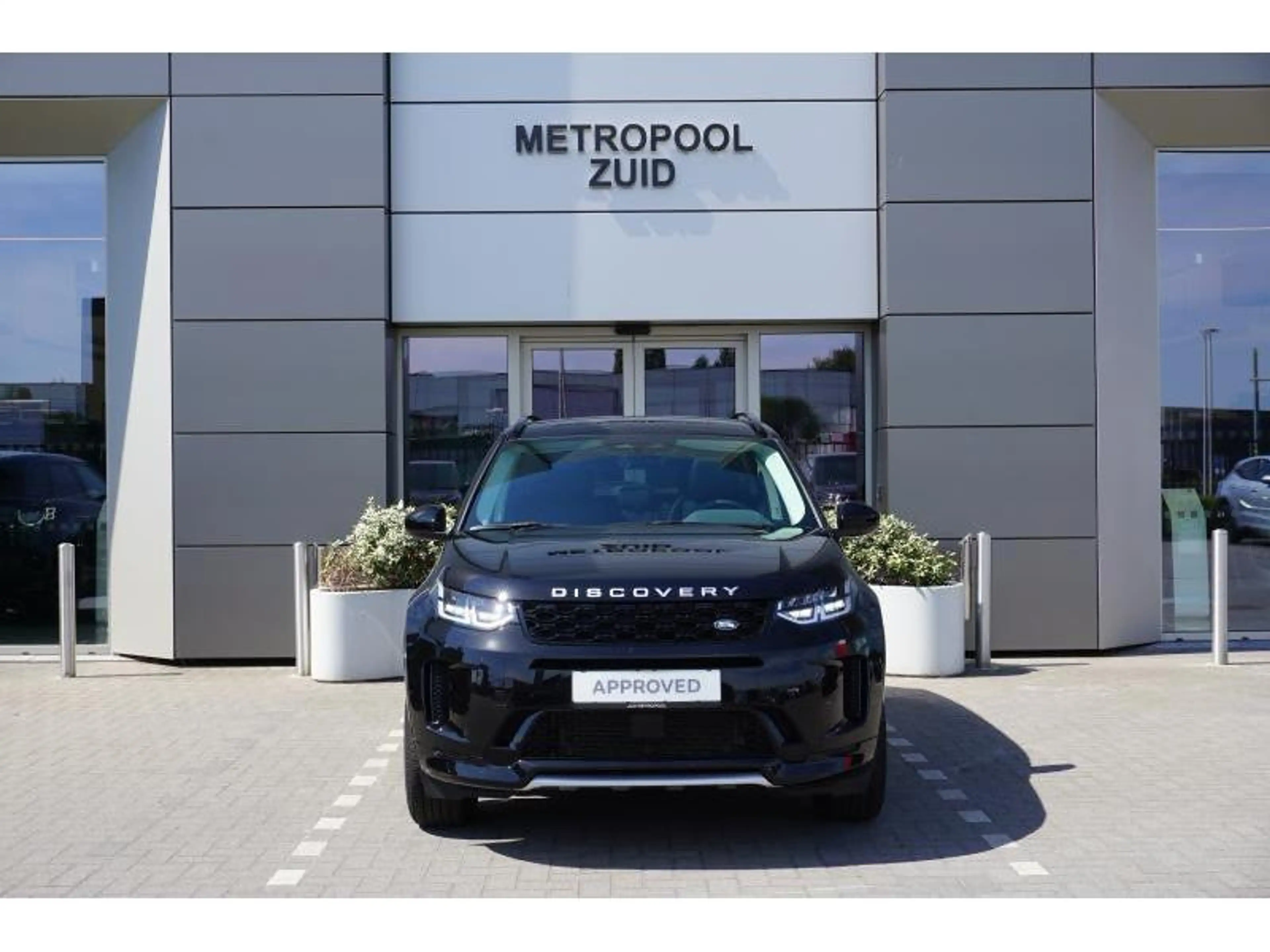 Land Rover Discovery Sport S — photo 6