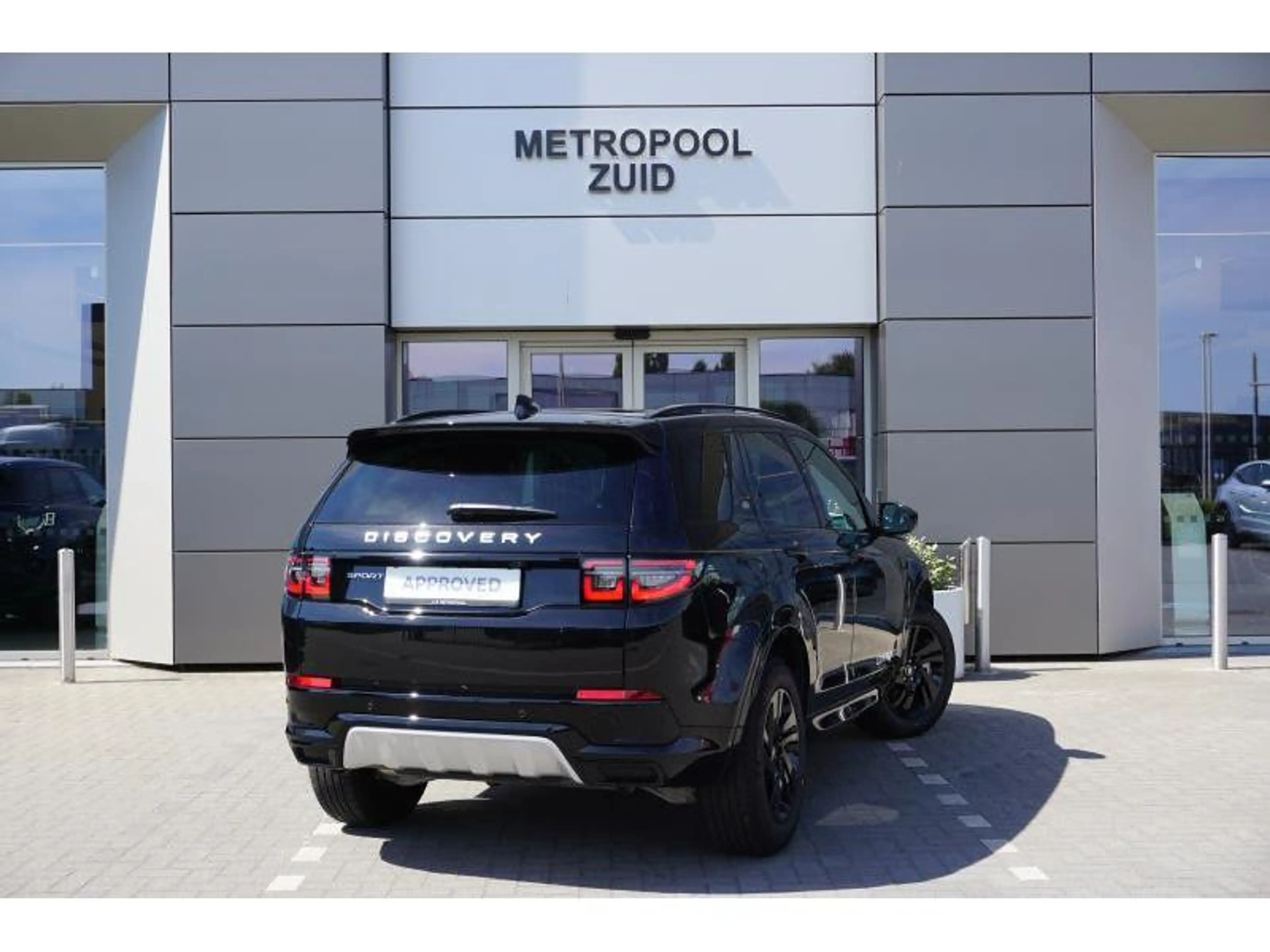 Land Rover Discovery Sport S — photo 2