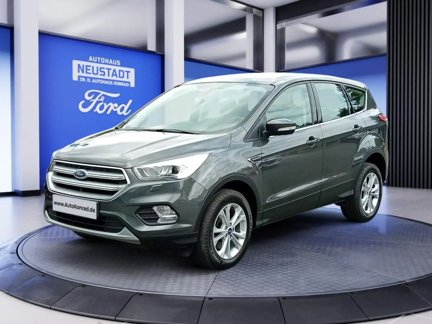 Ford Kuga 1.5 EcoBoost 4x4 Aut. Titanium *WinterPk*Parkpilot Grau - 1