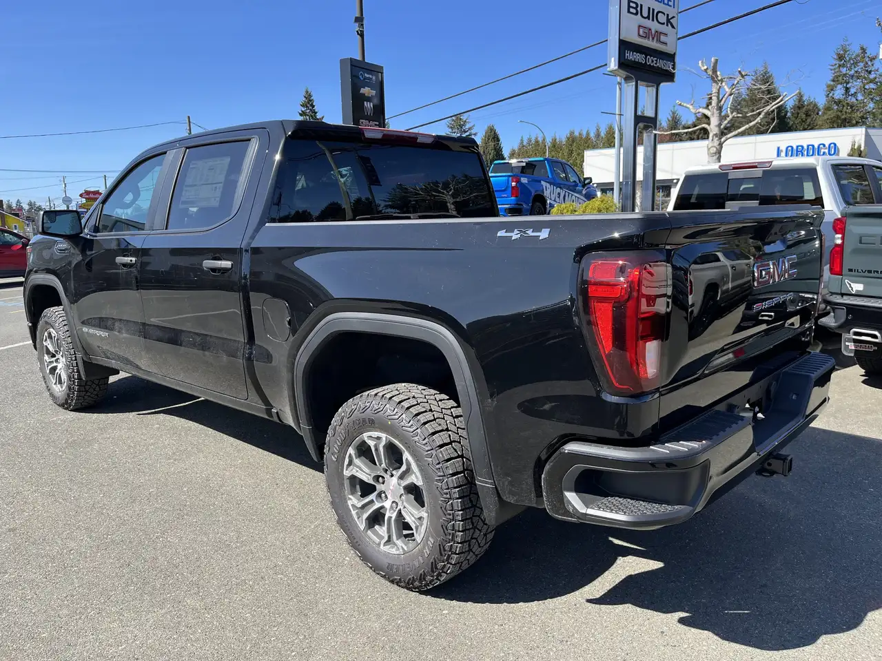 GMC Sierra 1500 снимка GMC Sierra 1500