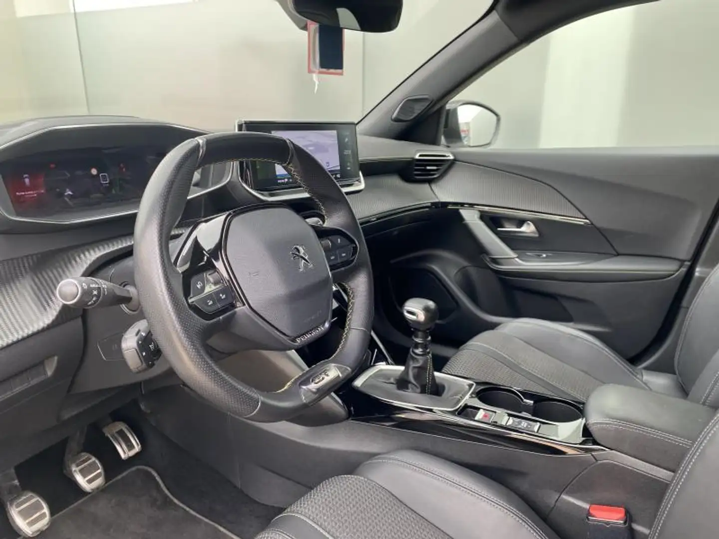 Peugeot 2008 GT Line ** GPS -Caméra ** Wit - 2