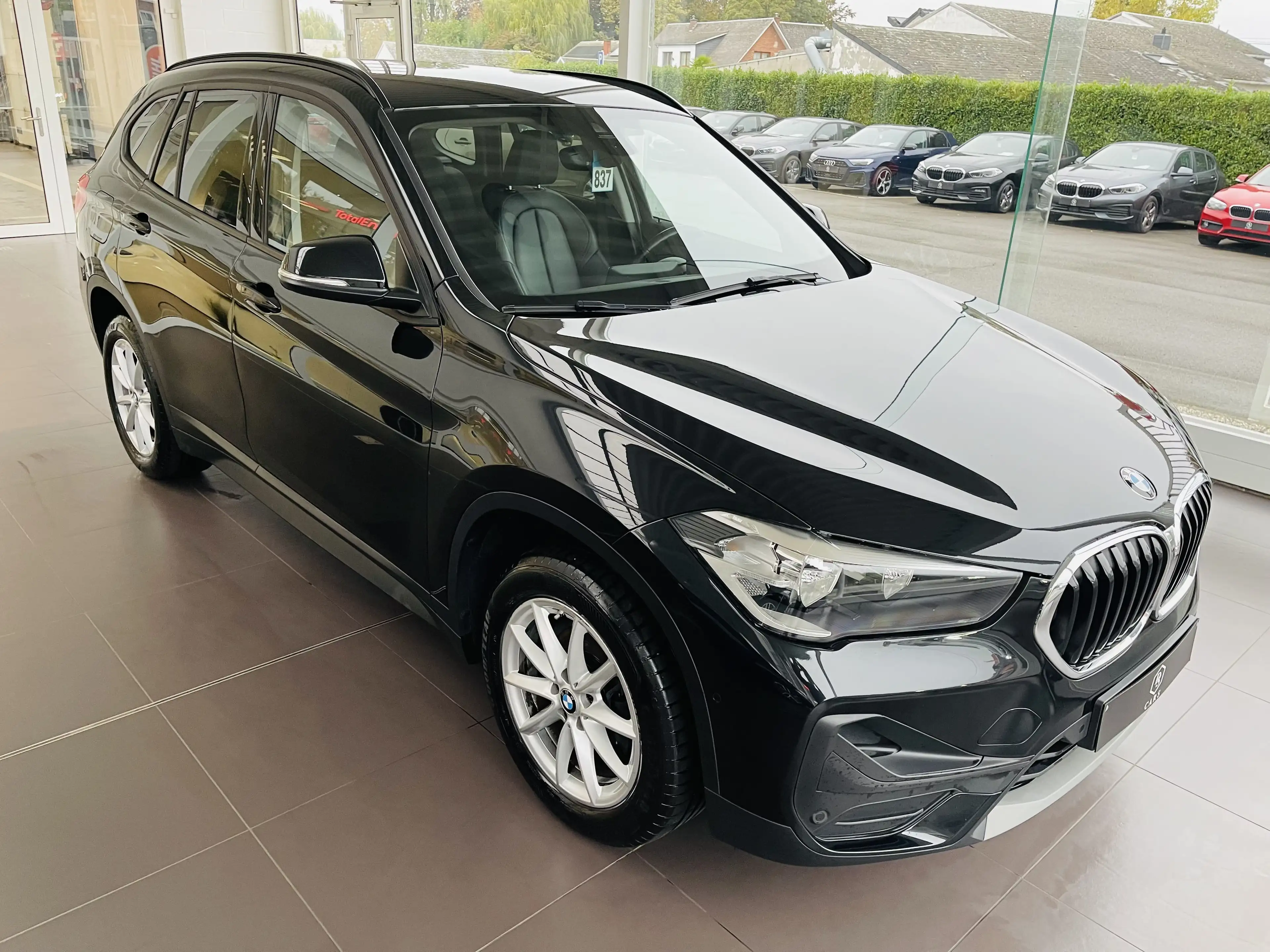 BMW X1 1.5 d *** GARANTIE + CUIR + GPS + CLIM AUTO *** — photo 4