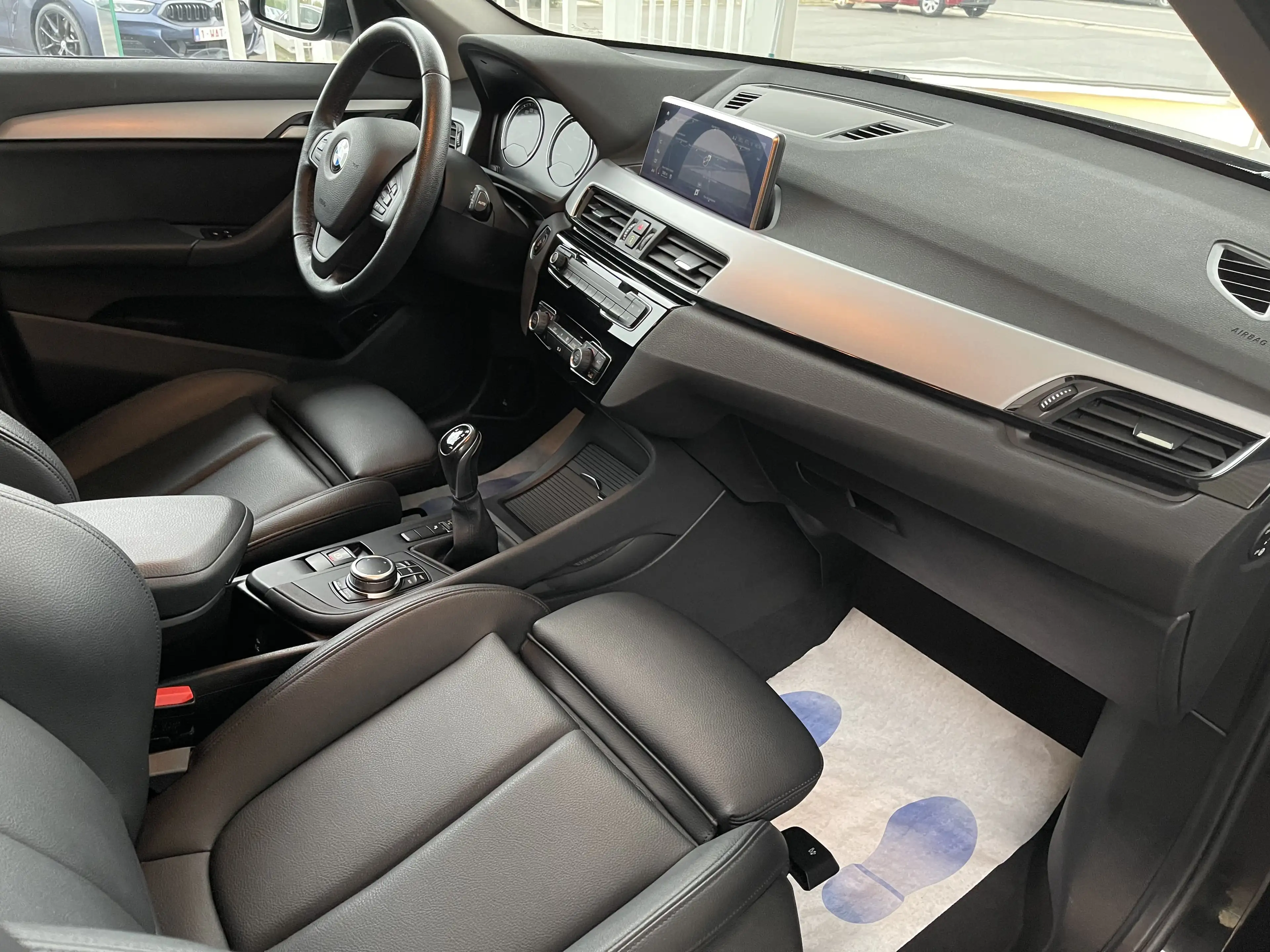 BMW X1 1.5 d *** GARANTIE + CUIR + GPS + CLIM AUTO *** — photo 9