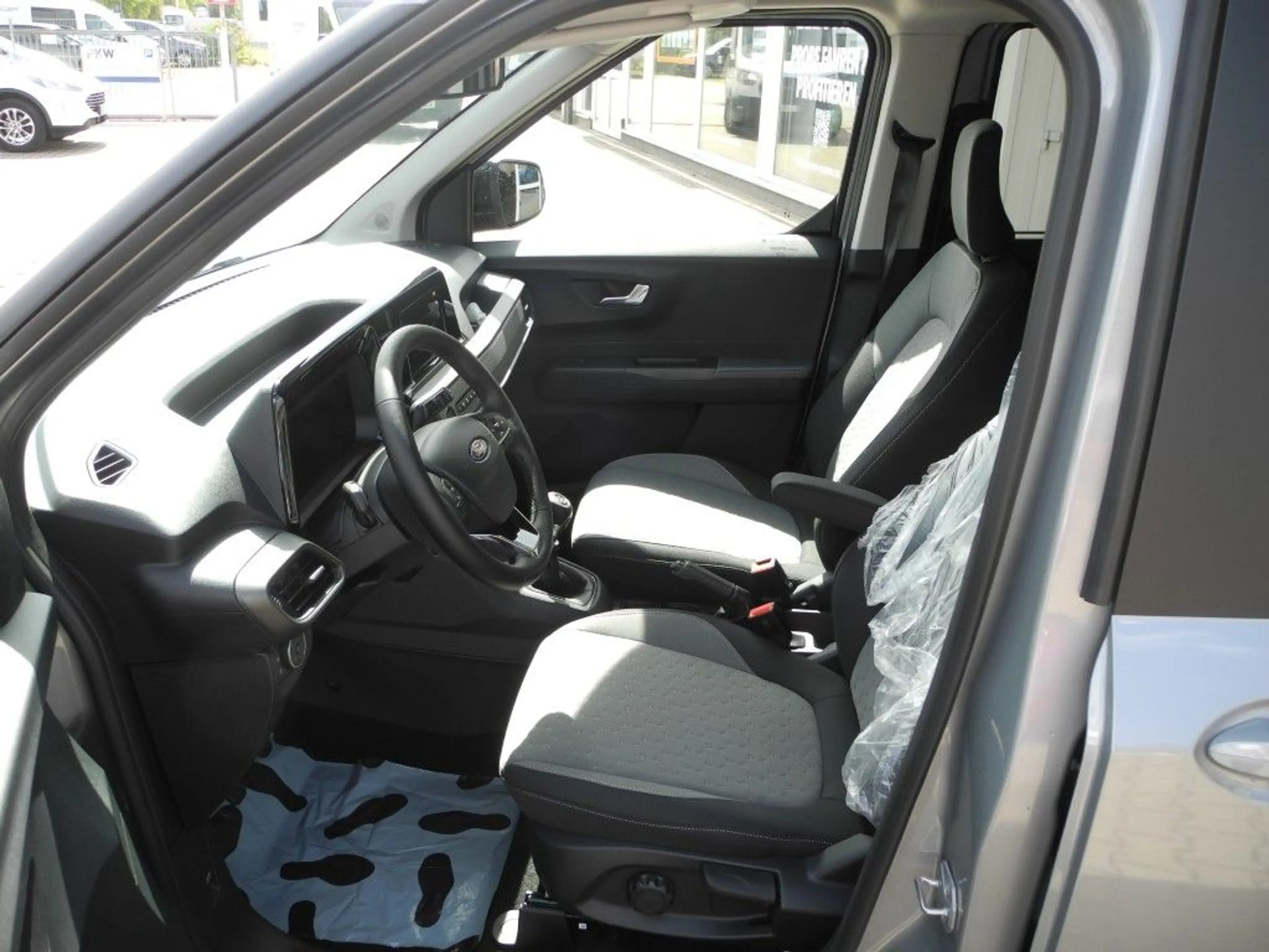 Ford Tourneo Courier 1.0 TITANIUM - Navi, ACC, TW-Ass., Kamera, PDC v/h — photo 10