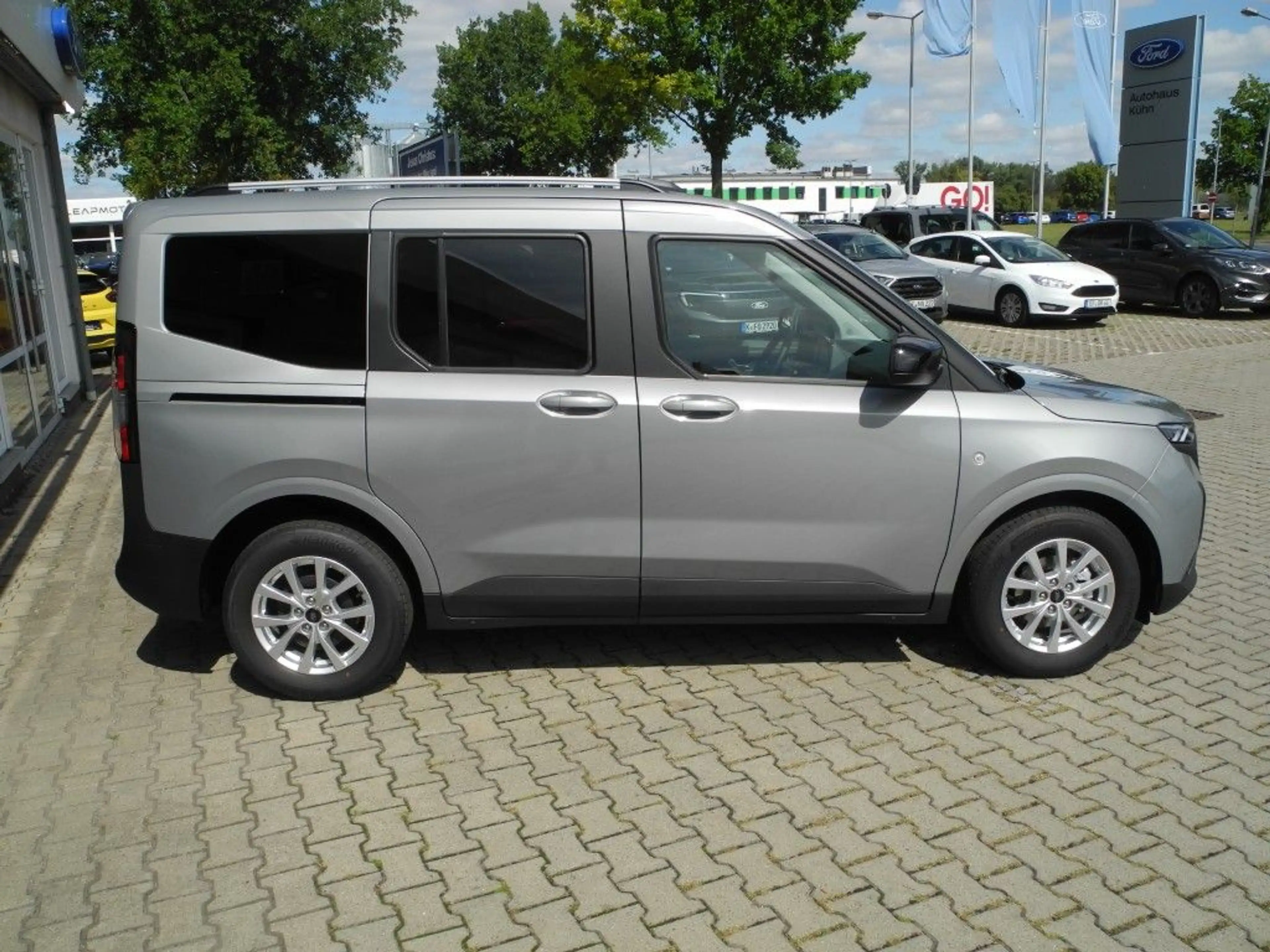 Ford Tourneo Courier 1.0 TITANIUM - Navi, ACC, TW-Ass., Kamera, PDC v/h — photo 5