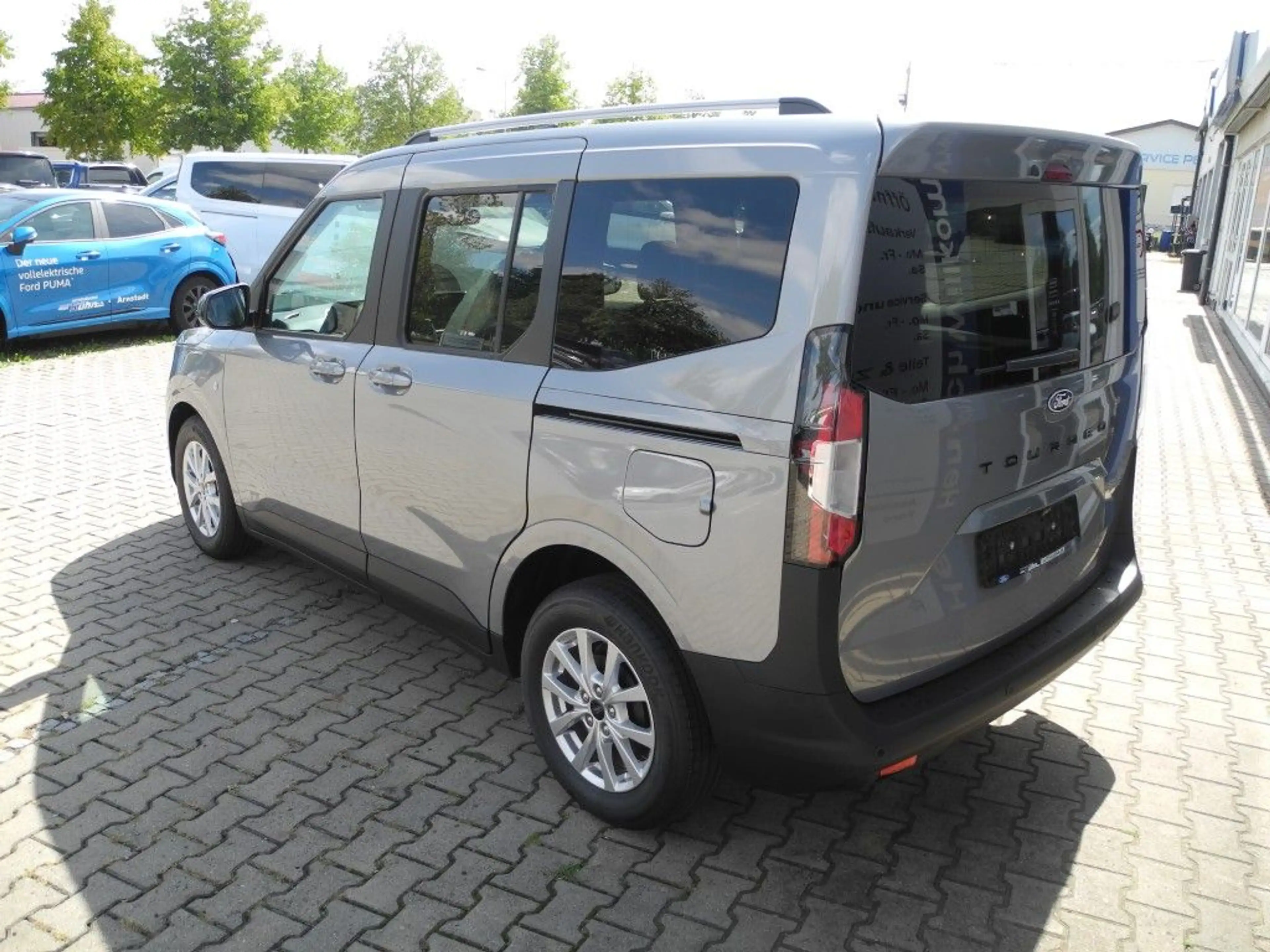 Ford Tourneo Courier 1.0 TITANIUM - Navi, ACC, TW-Ass., Kamera, PDC v/h — photo 4