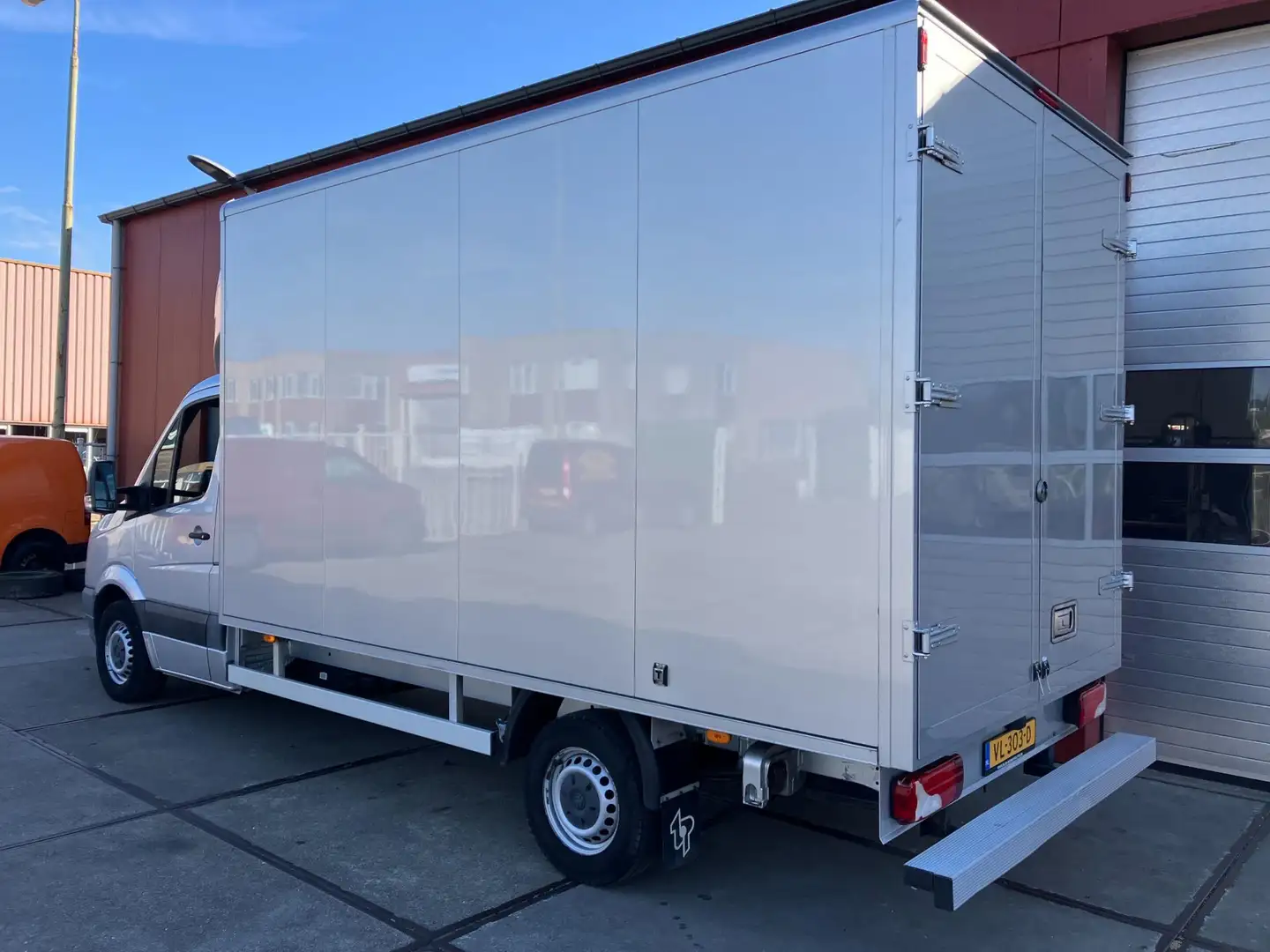 Volkswagen Crafter 35 2.0 TDI L3H2 Bakwagen Argent - 2