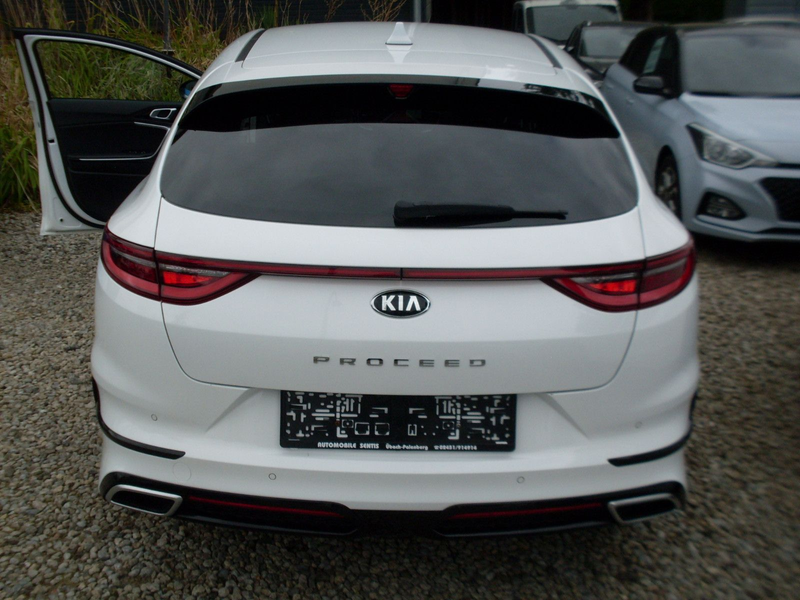 Kia ProCeed / pro_cee'd GT — photo 4