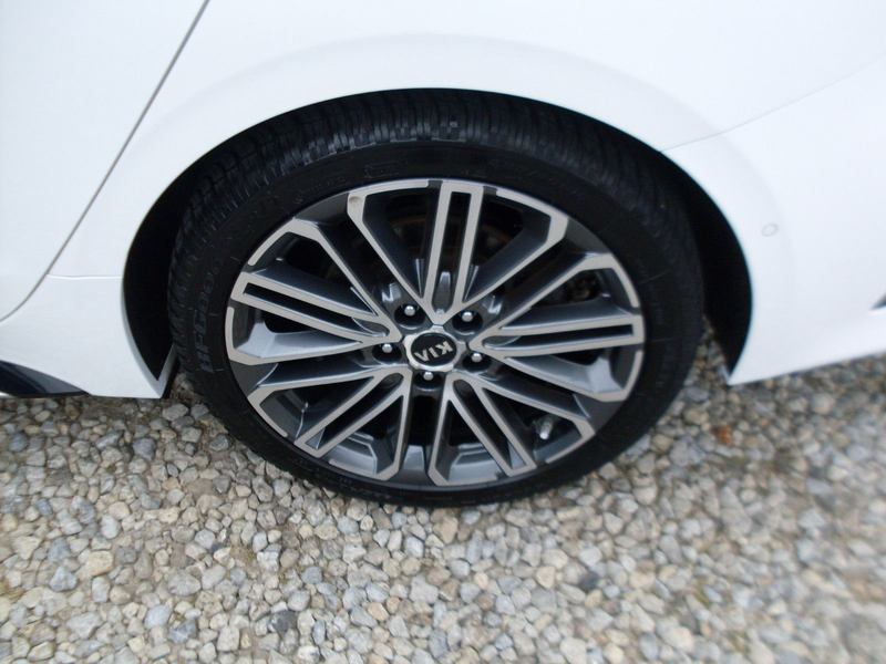 Kia ProCeed / pro_cee'd GT — photo 7
