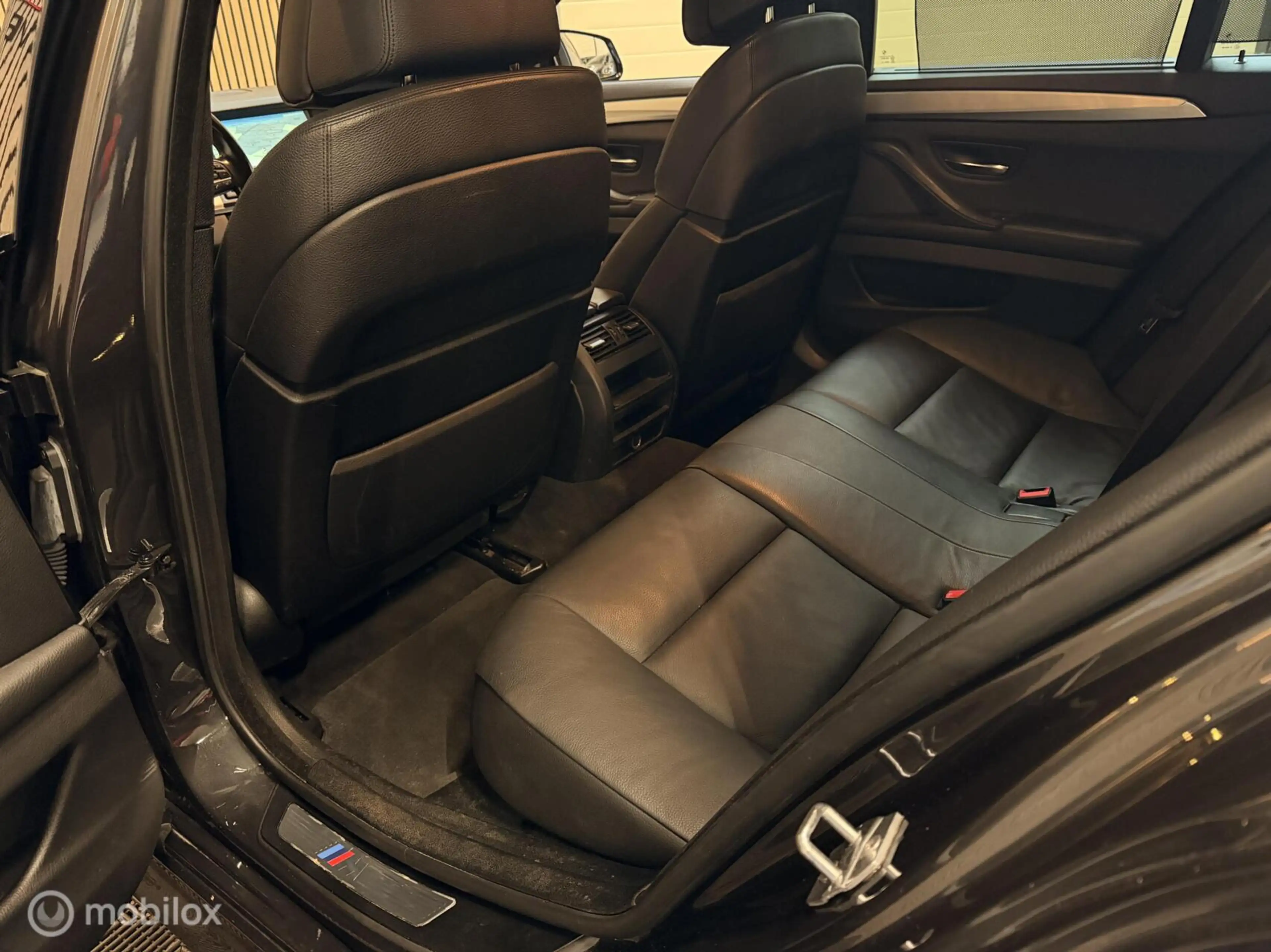 BMW 535 5-serie Touring 535xi M-Sport 306pk LEDER MEMORY X — photo 30