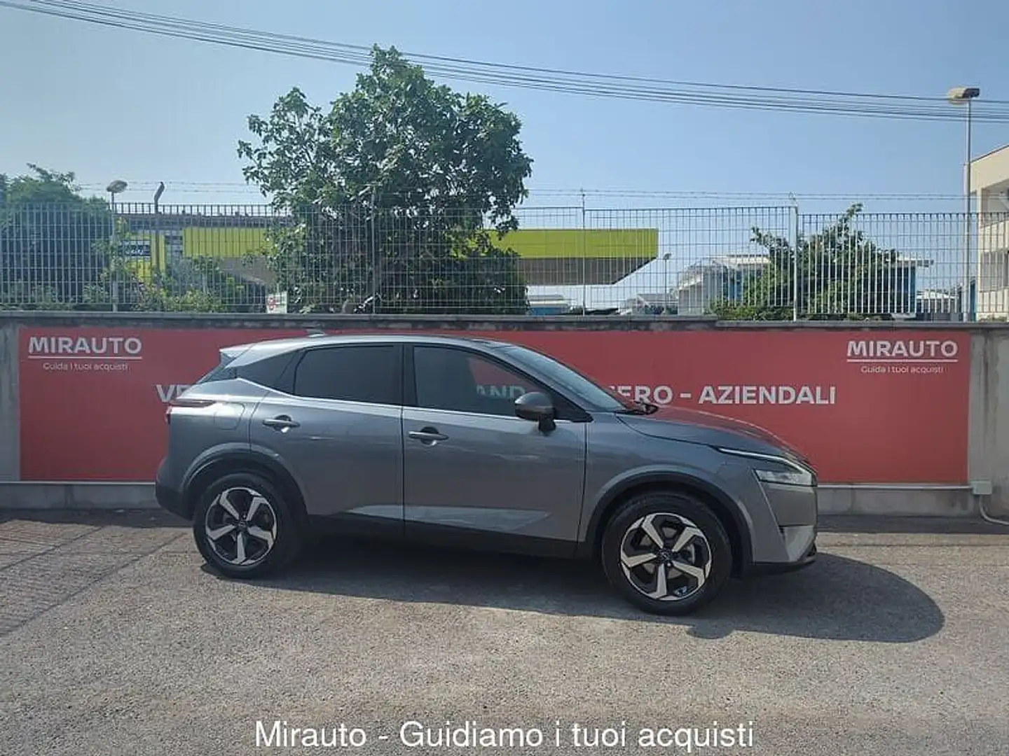 Nissan Qashqai 3ª serie Qashqai MHEV 158 CV Xtronic N-Connecta Argento - 1