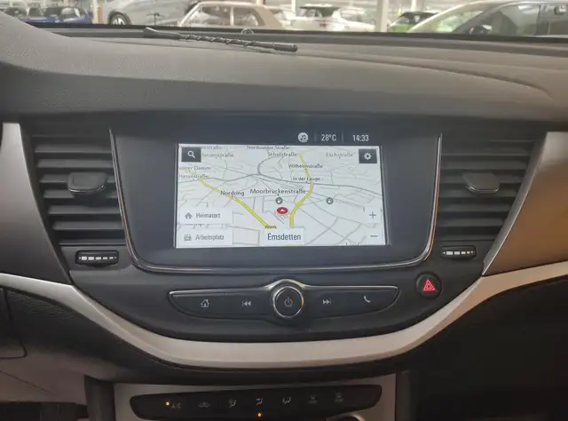 Opel Astra view 15