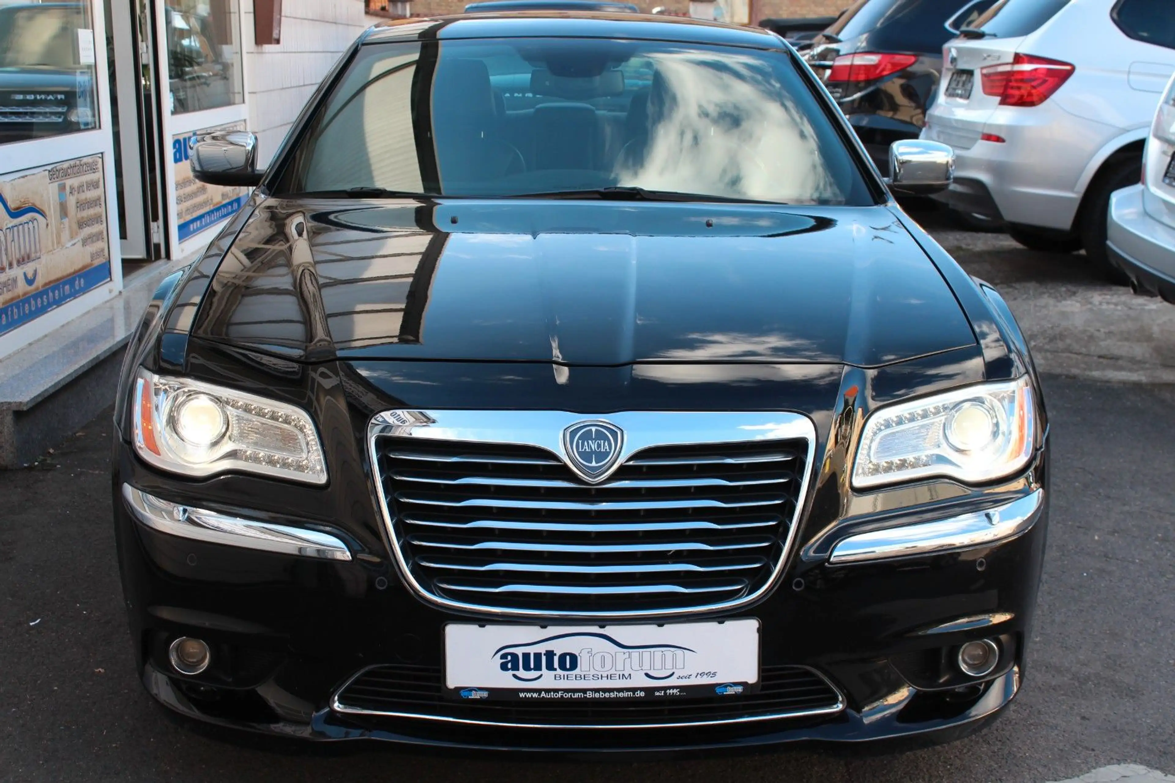 Lancia Thema 3.0 CRD V6 Platinum Bi-Xenon*Leder*abn.AHK — photo 3