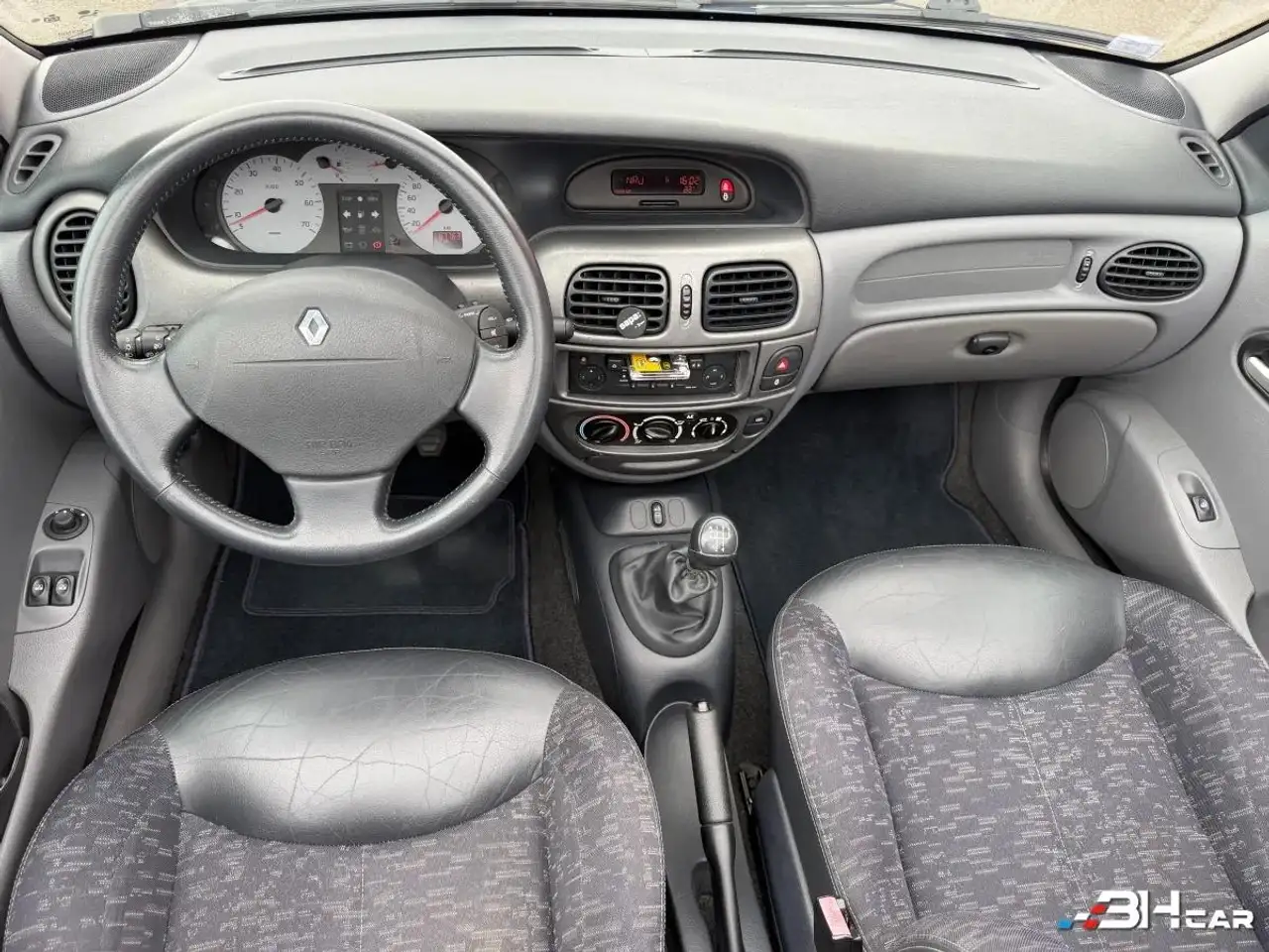 Renault Megane CABRIOLET 1.6 110 CH DYNAMIQUE, foto 9