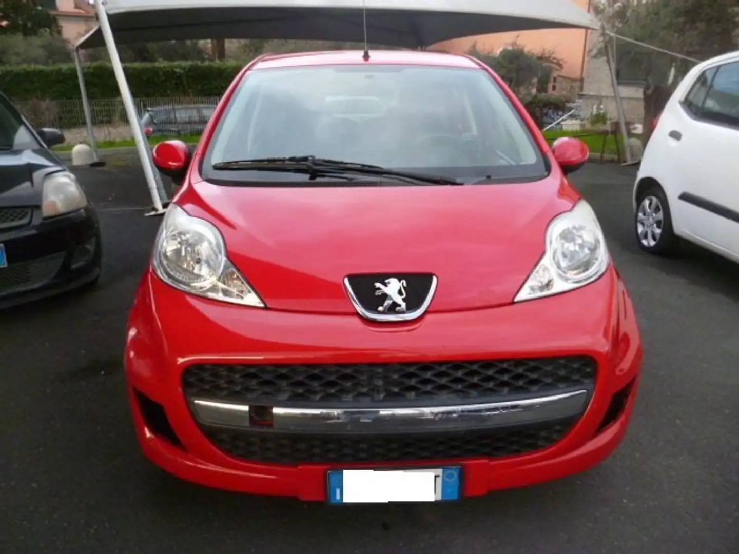 Peugeot 107 107 1.0 Červená - 2