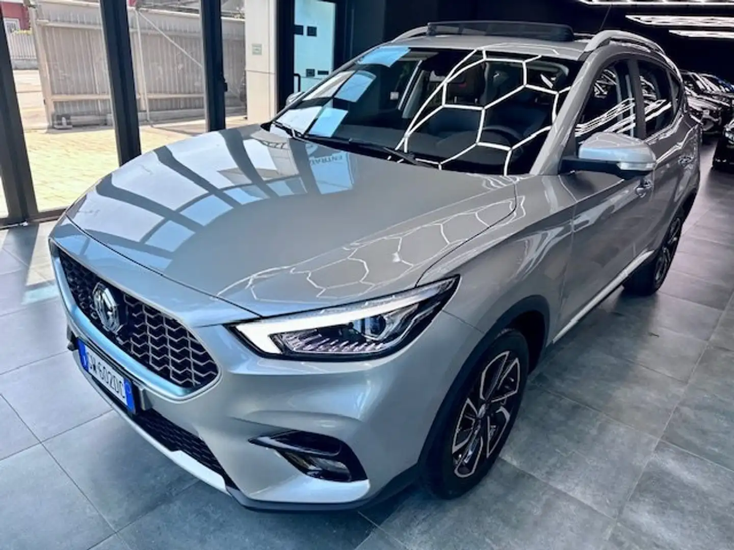 MG ZS ZS 2021 1.0 Luxury TETTO APRIBILE - GARANZ MG 2031 Argento - 1