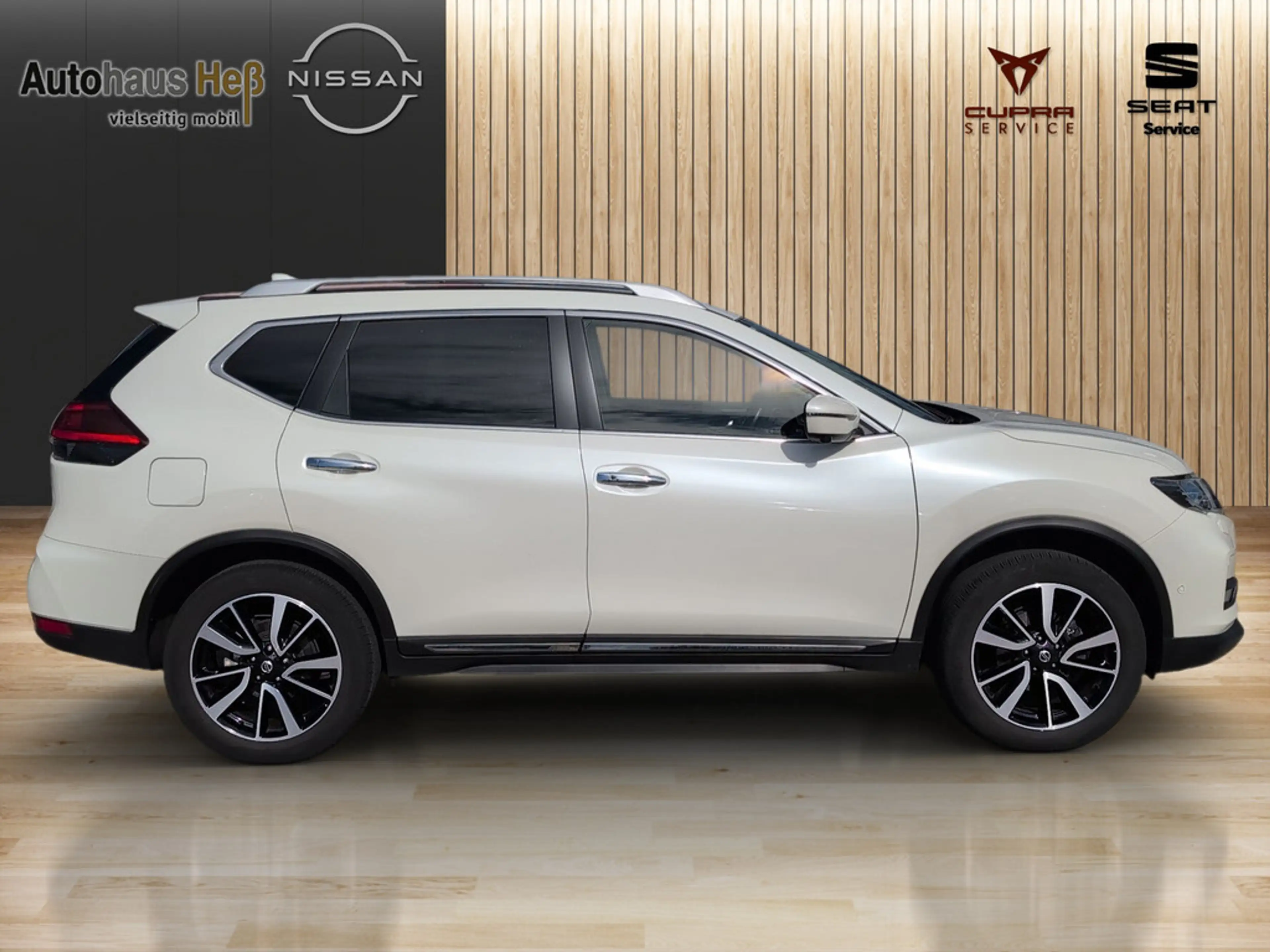 Nissan X-Trail 1.3 Tekna ACC BOSE LEDER 360° LED SHZ — photo 5