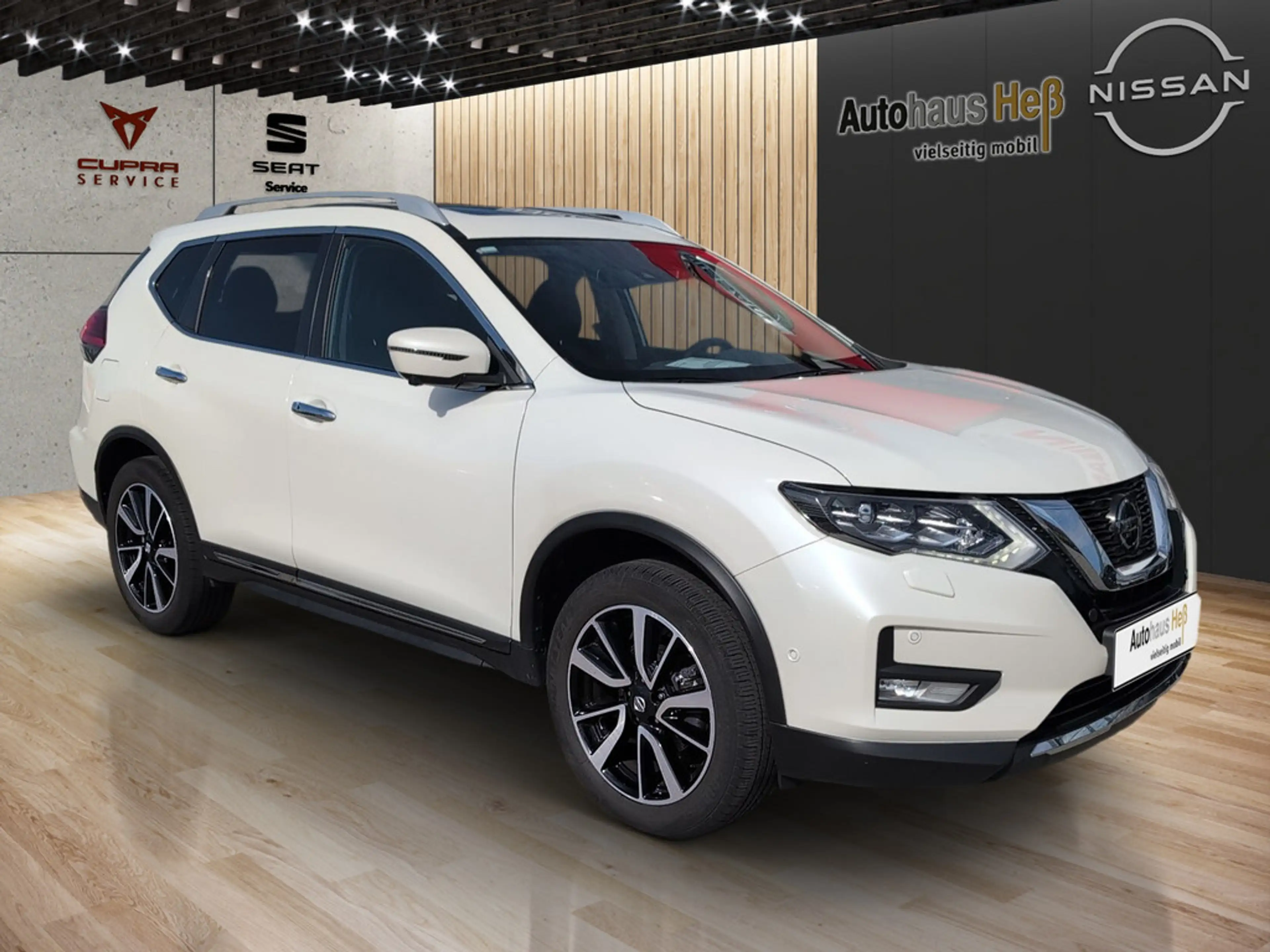 Nissan X-Trail 1.3 Tekna ACC BOSE LEDER 360° LED SHZ — photo 4