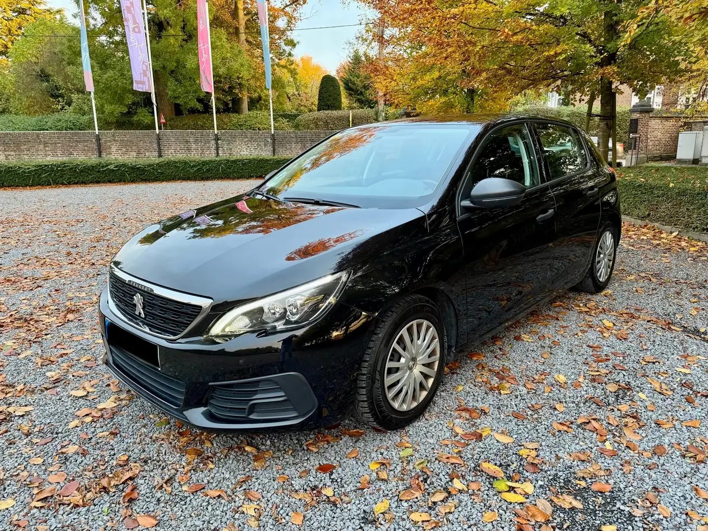 Peugeot 308 1.2 PureTech 110pk LED Airco Euro6b Nero - 1