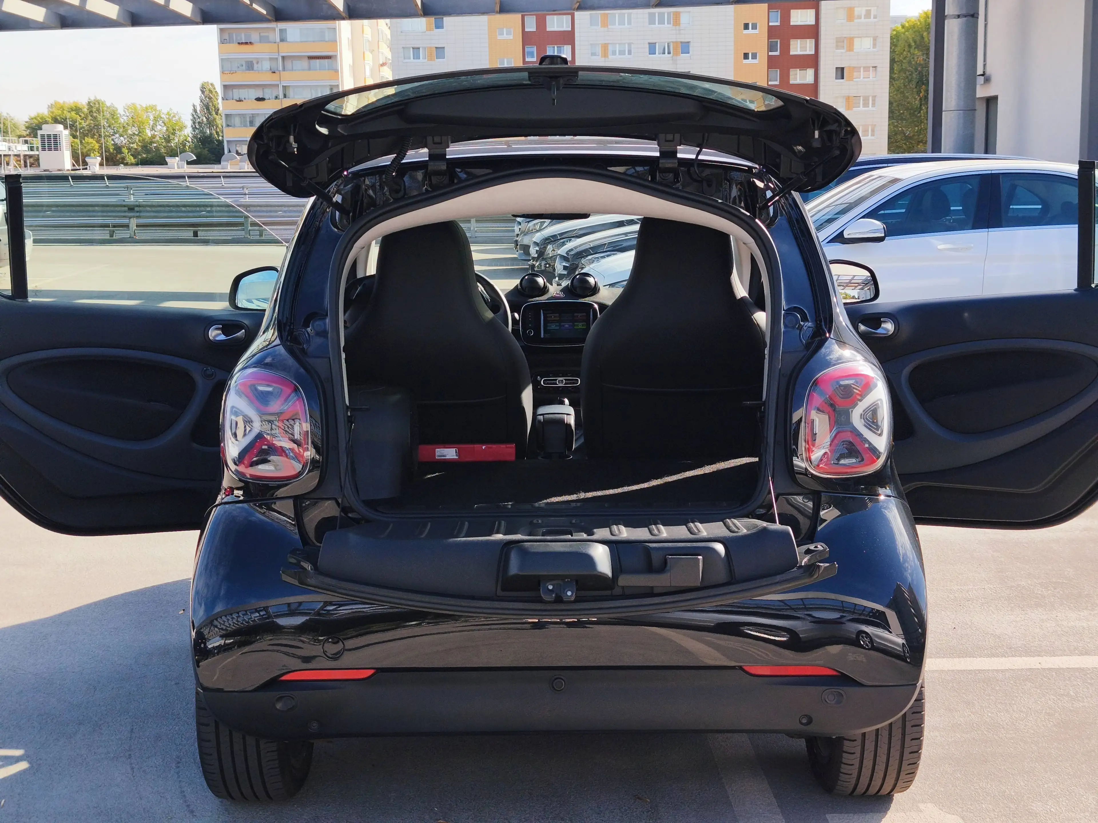 smart forTwo EQ PRIME EXCLUSIVE LED/LEDER/NAVI+DAB+RÜCKFAHRKAMERA/JBL/PANORAMA/AMBIENTE/SITZHEIZUNG — photo 13