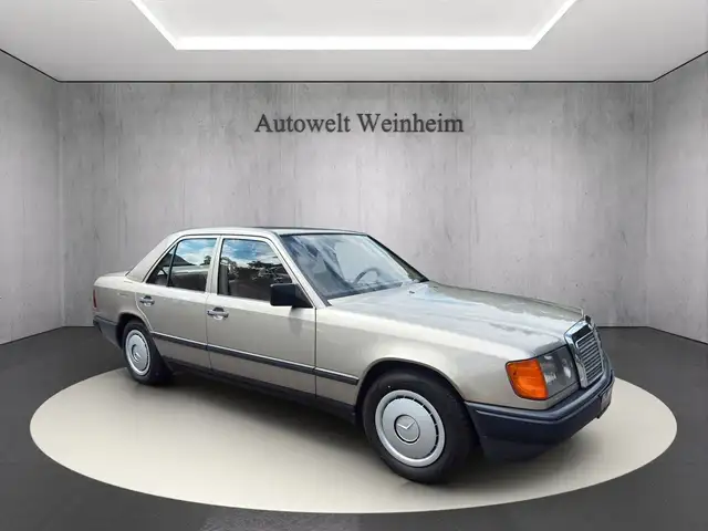 Mercedes-Benz 300 °W124°LIM°1AZUSTAND°SCHALTER°H-KENZEICHEN°AHK