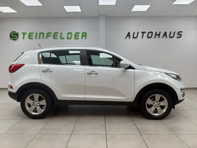 Kia Sportage view 4