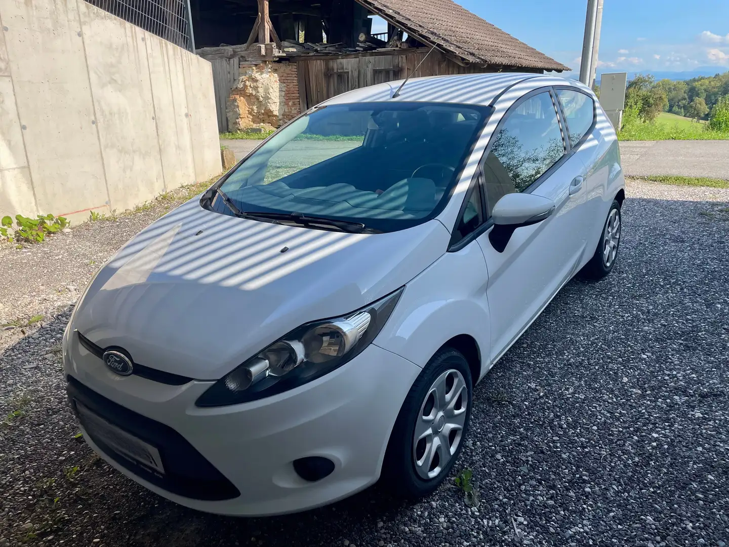Ford Fiesta Trend 1,25 Weiß - 2
