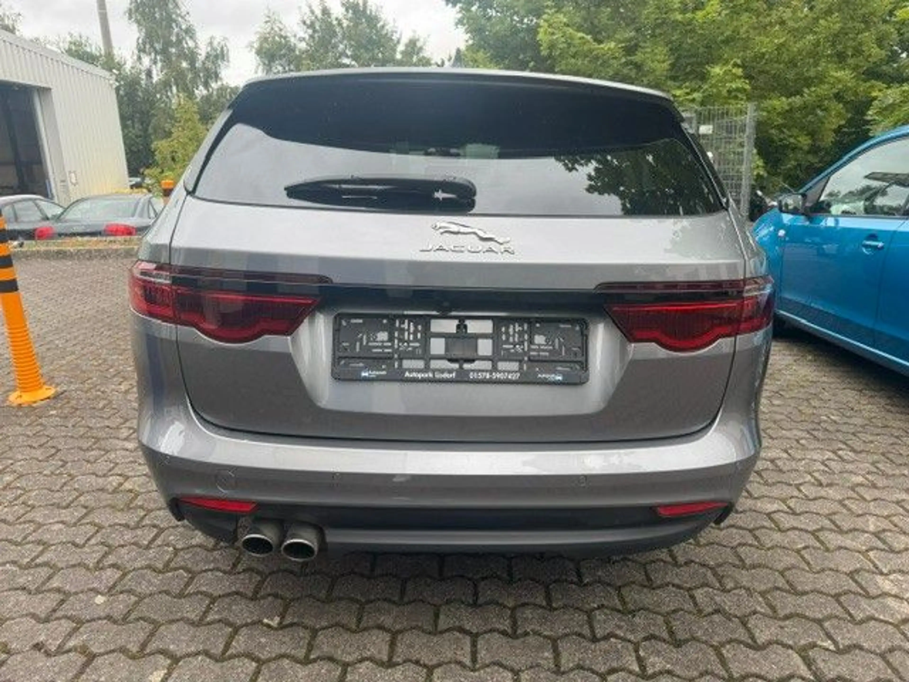 Jaguar XF 20d 180PS R-Sport Sportbrake LEDER KAMERA — photo 9