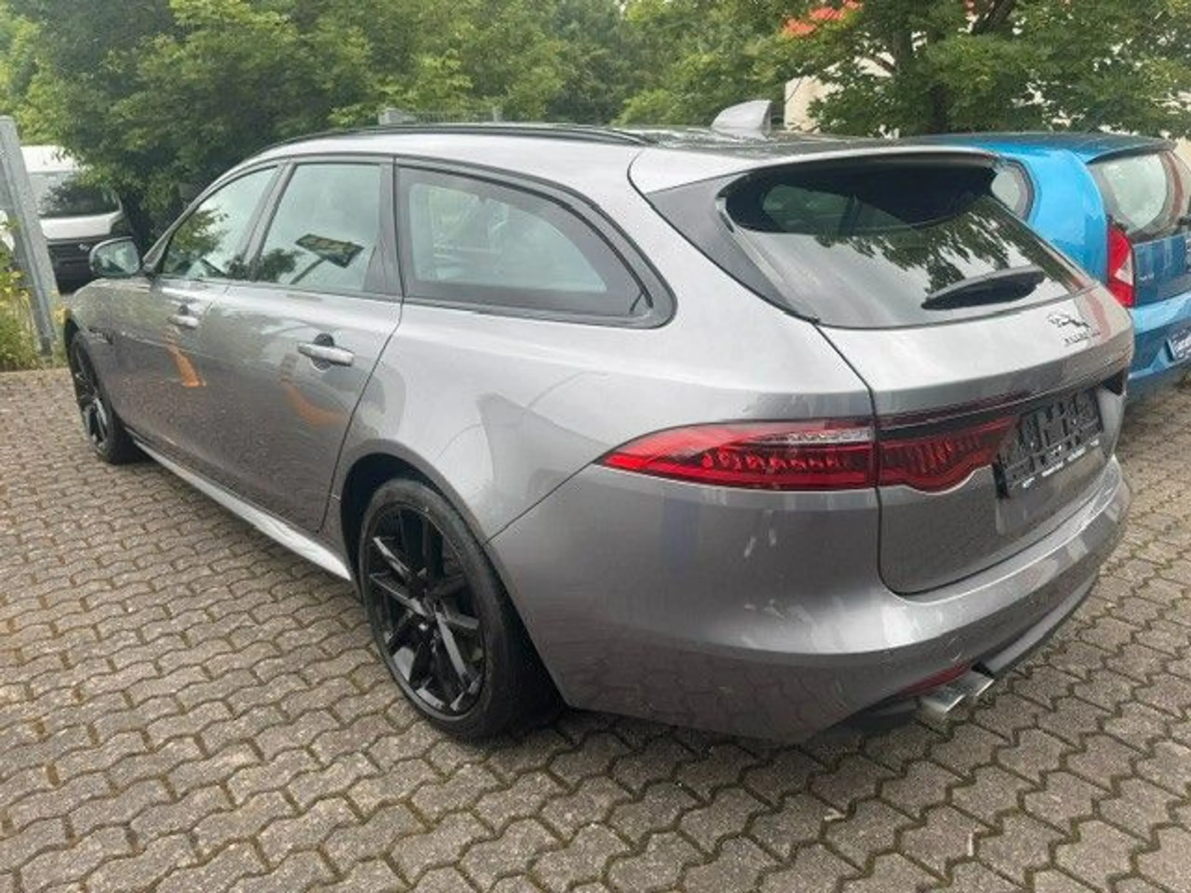 Jaguar XF 20d 180PS R-Sport Sportbrake LEDER KAMERA — photo 12