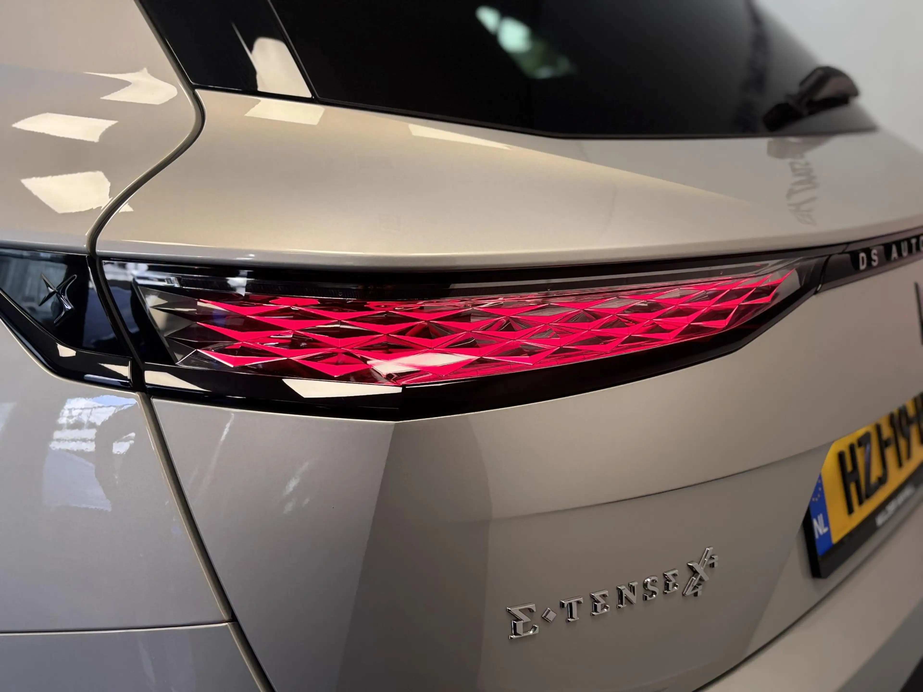 DS Automobiles DS 7 Opéra e-Tense 300pk PHEV 4x4 e-EAT8 | TREKHAAK | B — photo 11