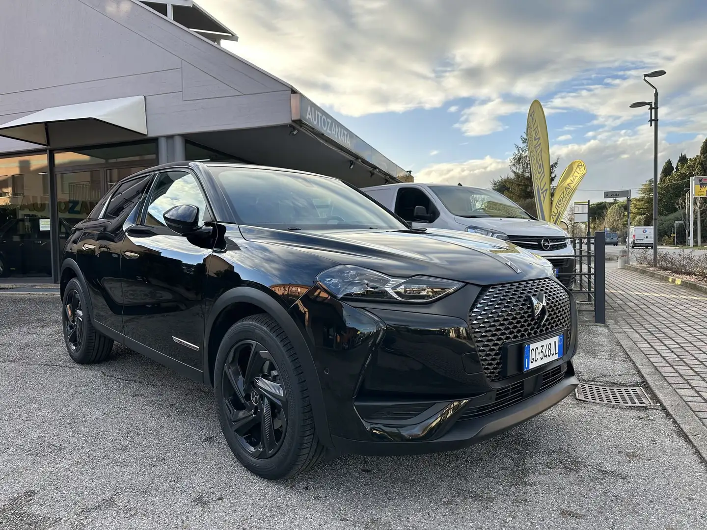 DS Automobiles DS 3 Crossback PureTech 155 aut. La Prémiere - EDIZIONE LIMITATA Nero - 2