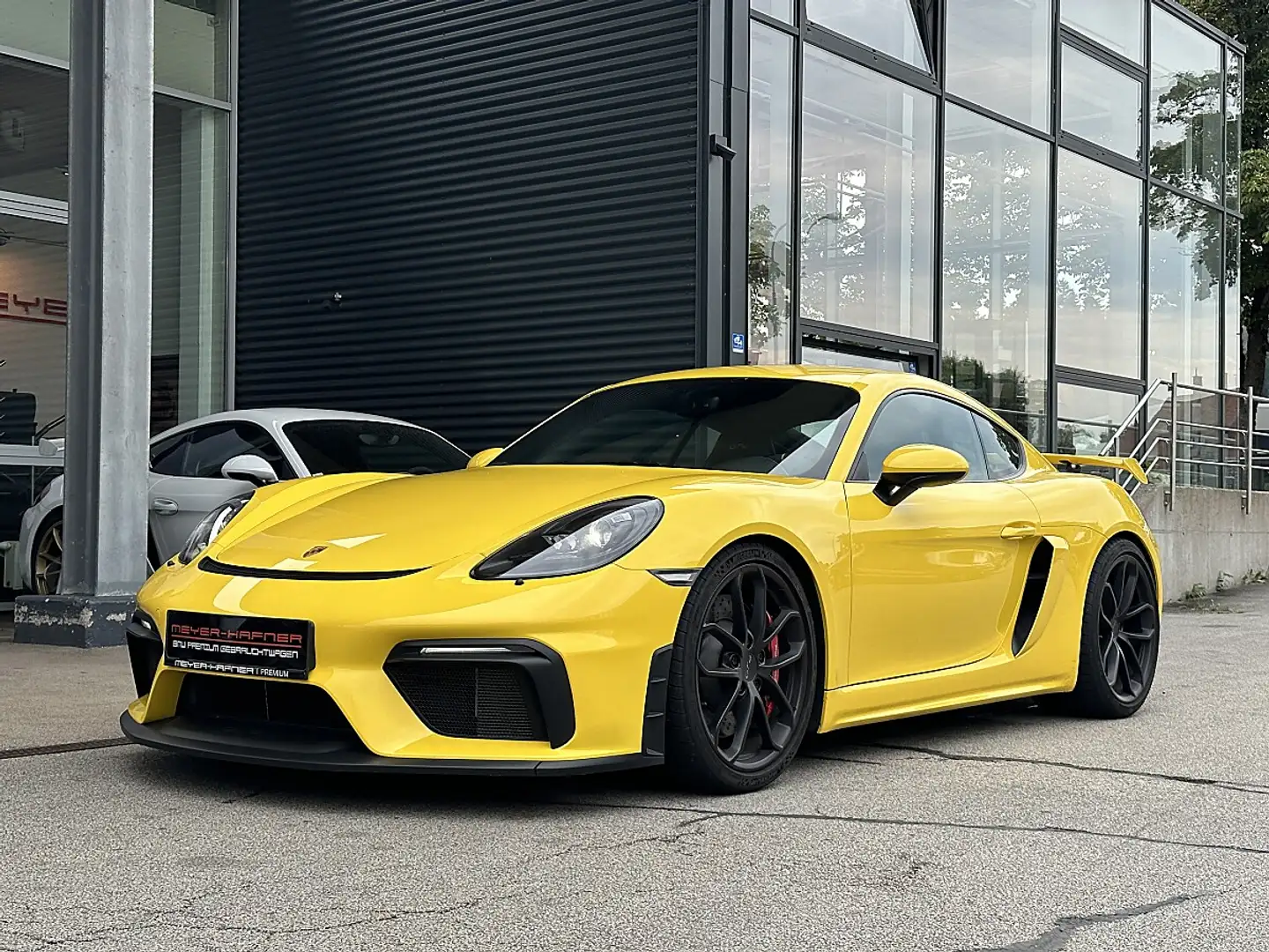 Porsche Cayman 718 Cayman GT4 PDK / Clubsportpaket / Bose / RF... Gelb - 2